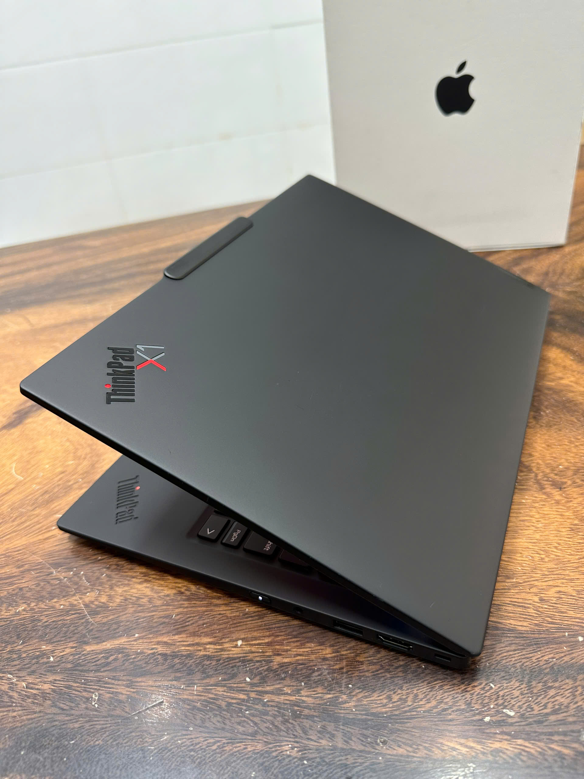 Thinkpad X1 Carbon Gen 12 Oled 14