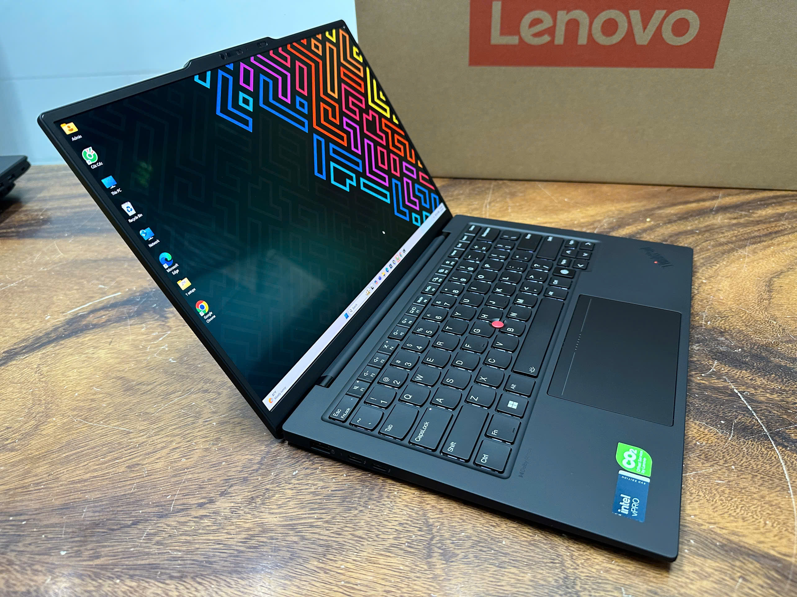 Thinkpad X1 Carbon Gen 12 Oled 5