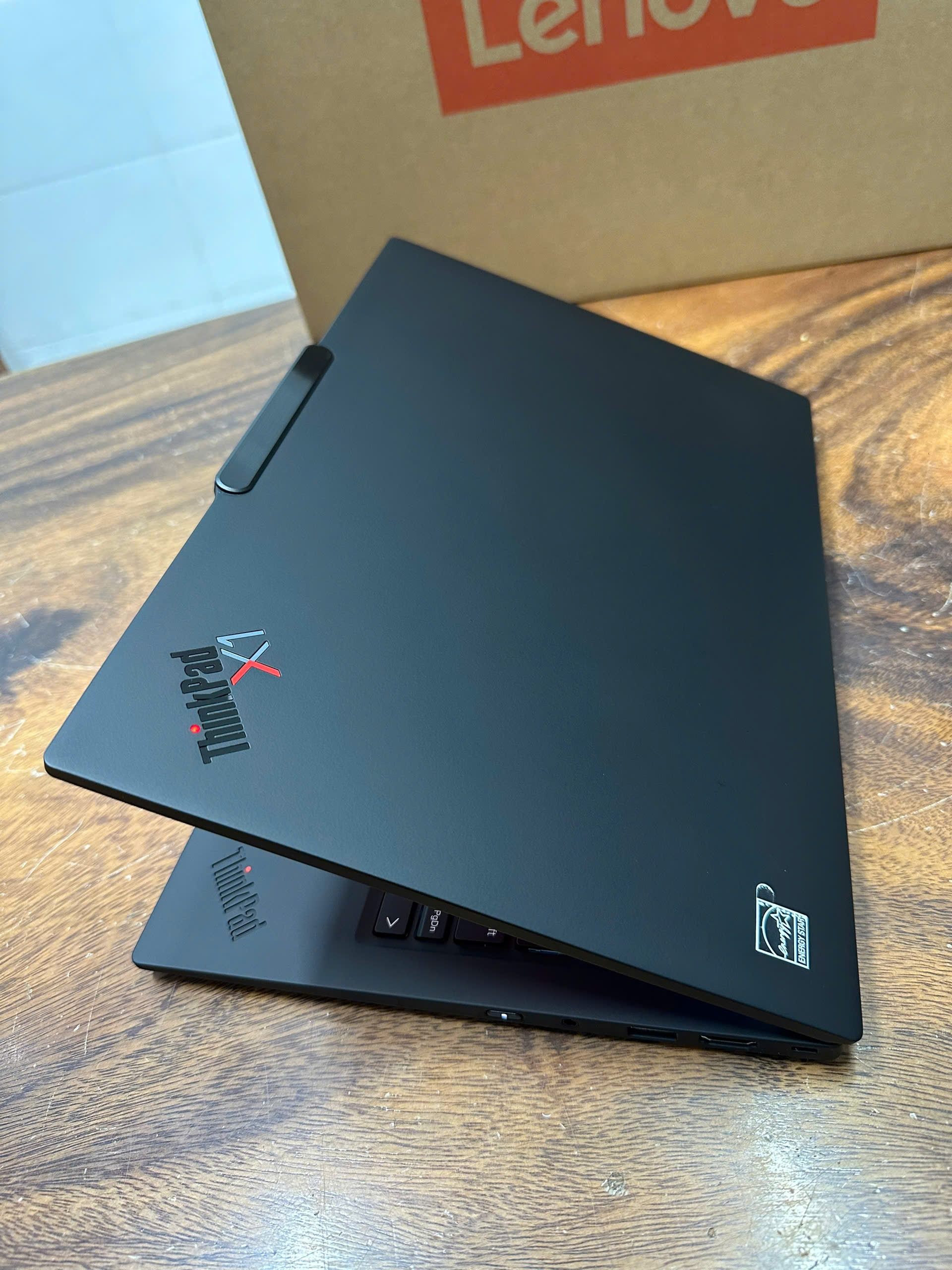 Thinkpad X1 Carbon Gen 12 Oled 6