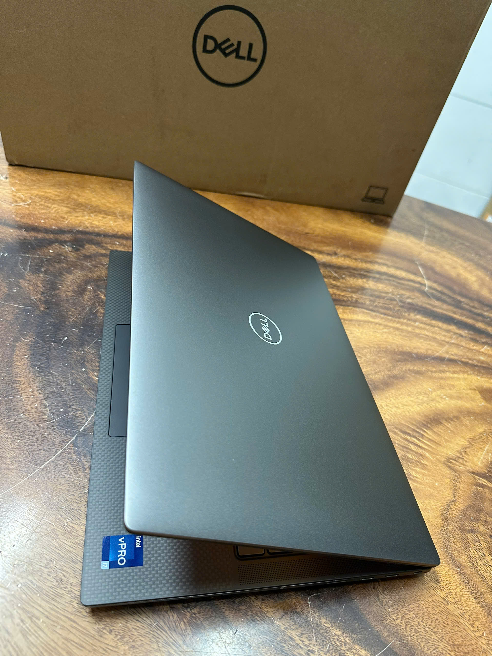 Dell Precision 5480 8