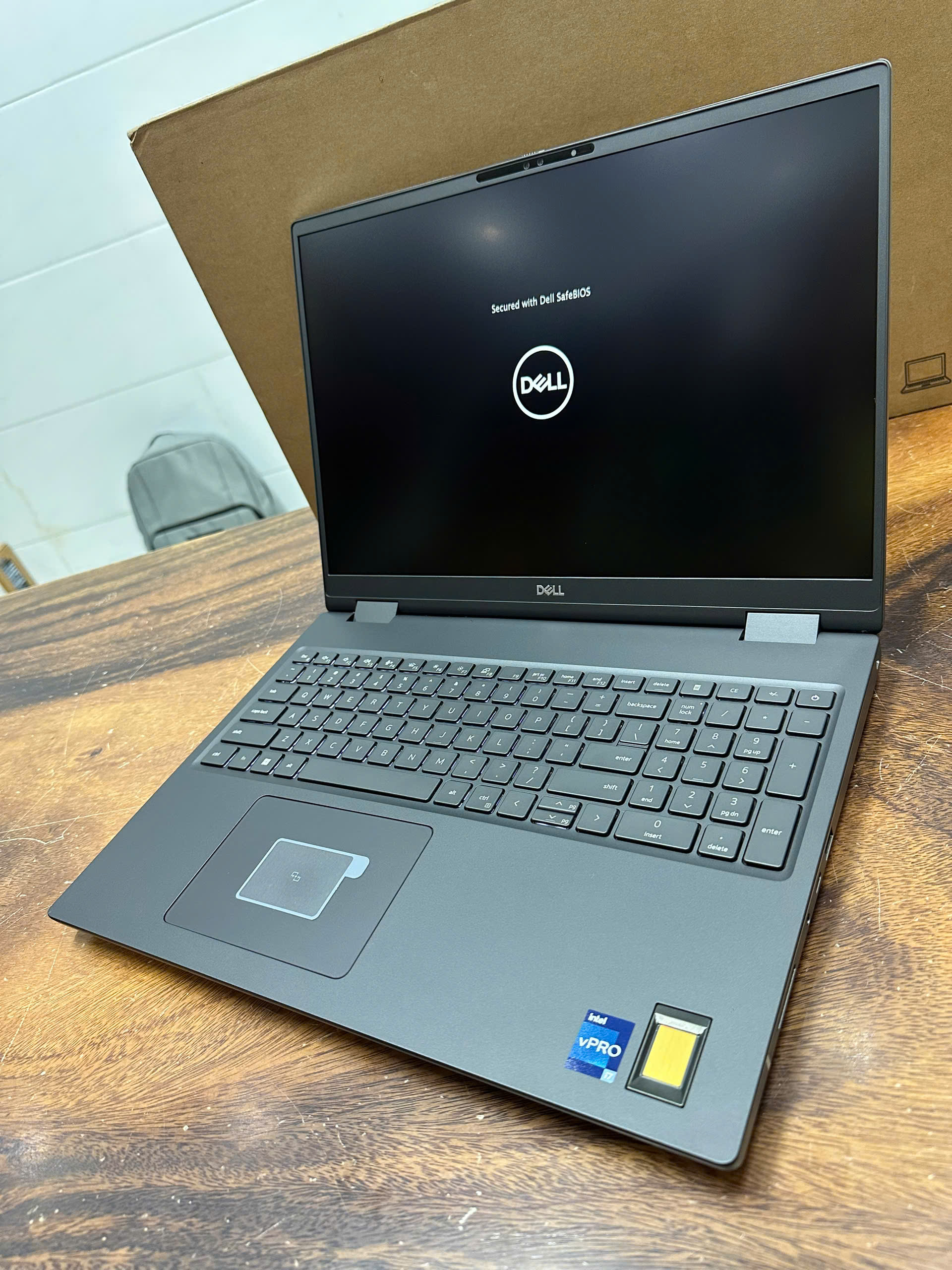 Dell Precision 7680 New 3