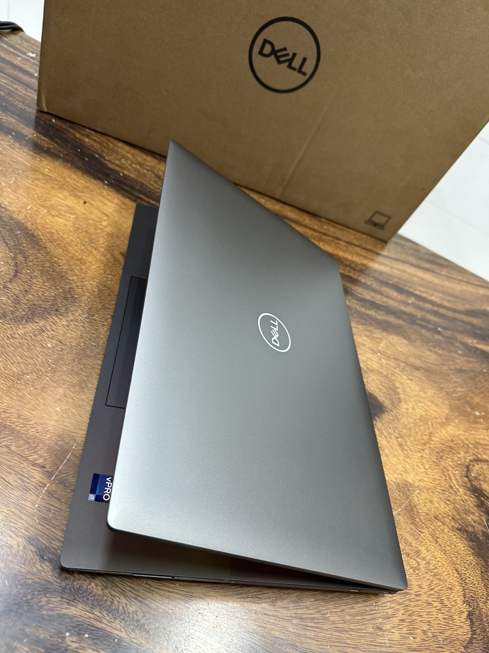 Dell Precision 5680 4