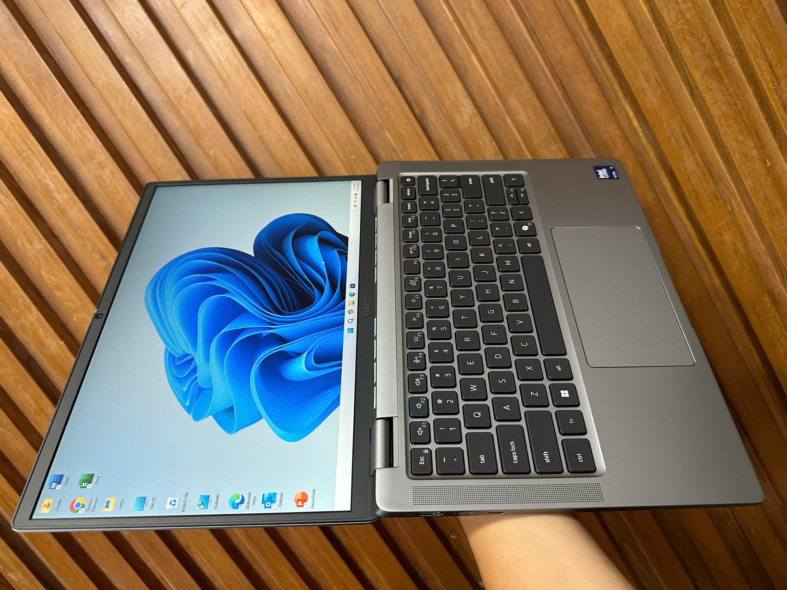 Dell Latitude 7350 Ultra 7 4