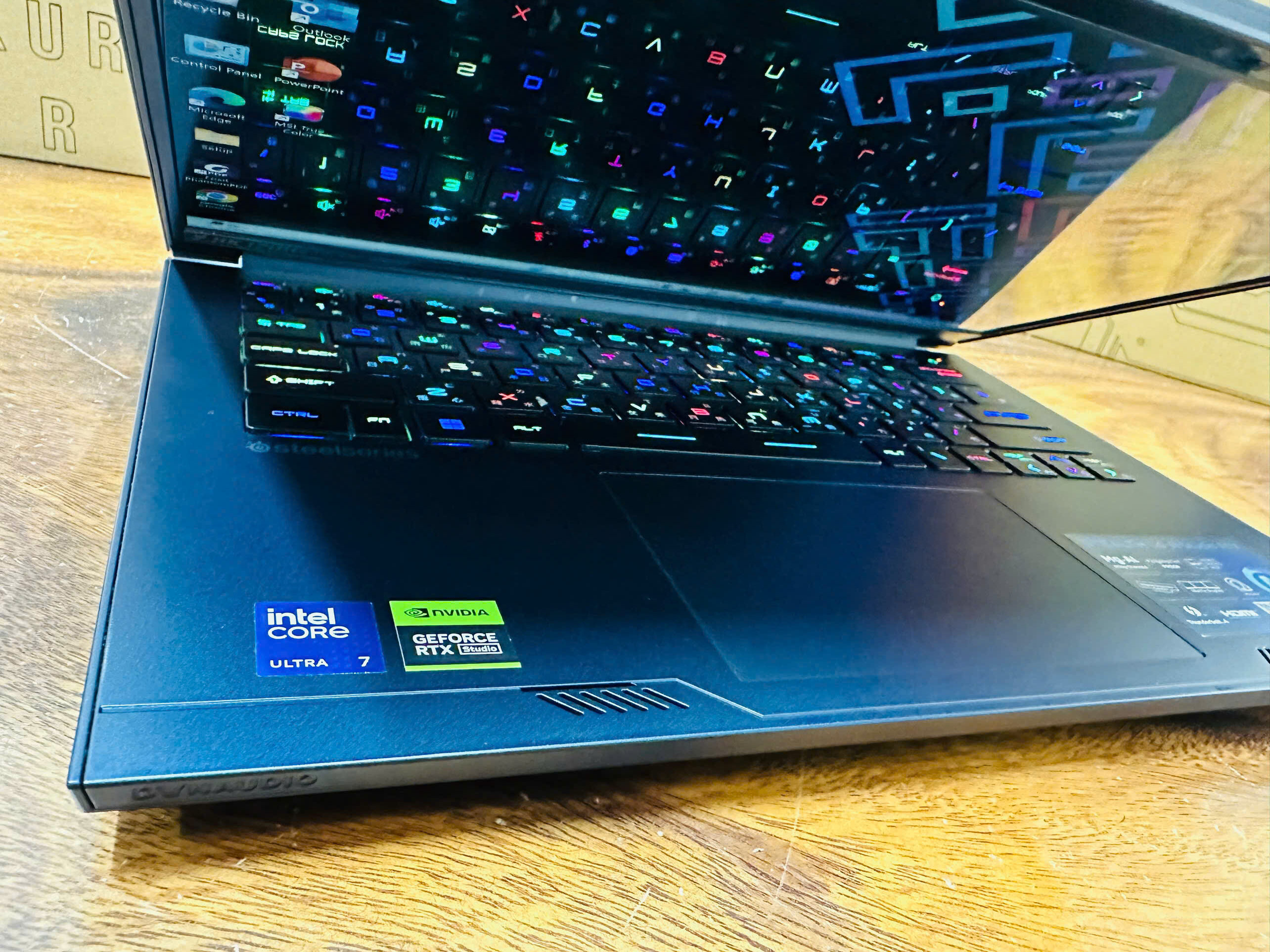Msi Stealth 14 Ai Studio A1vg 6