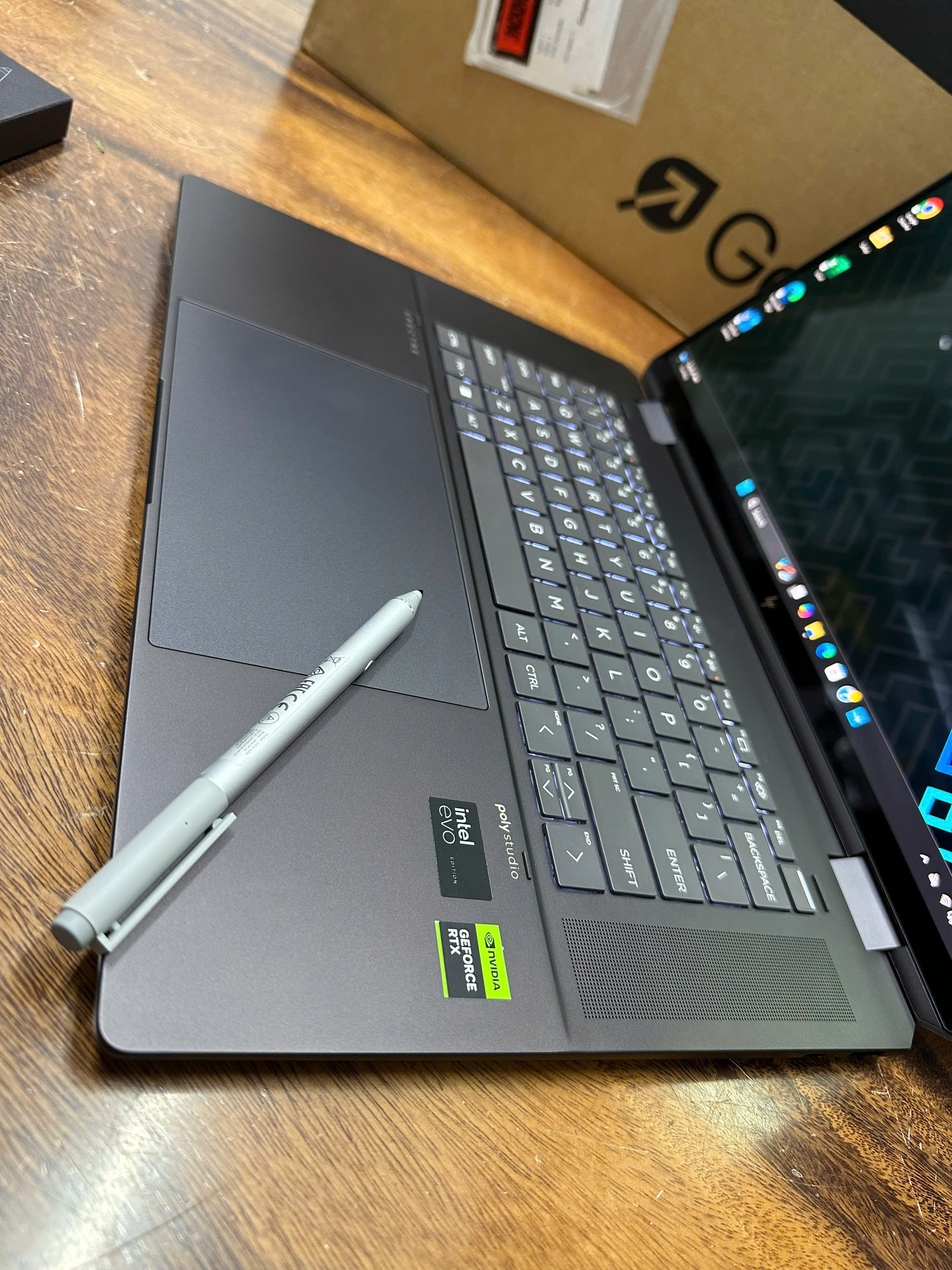 Hp Spectre X360 16 Aa0023dx 9