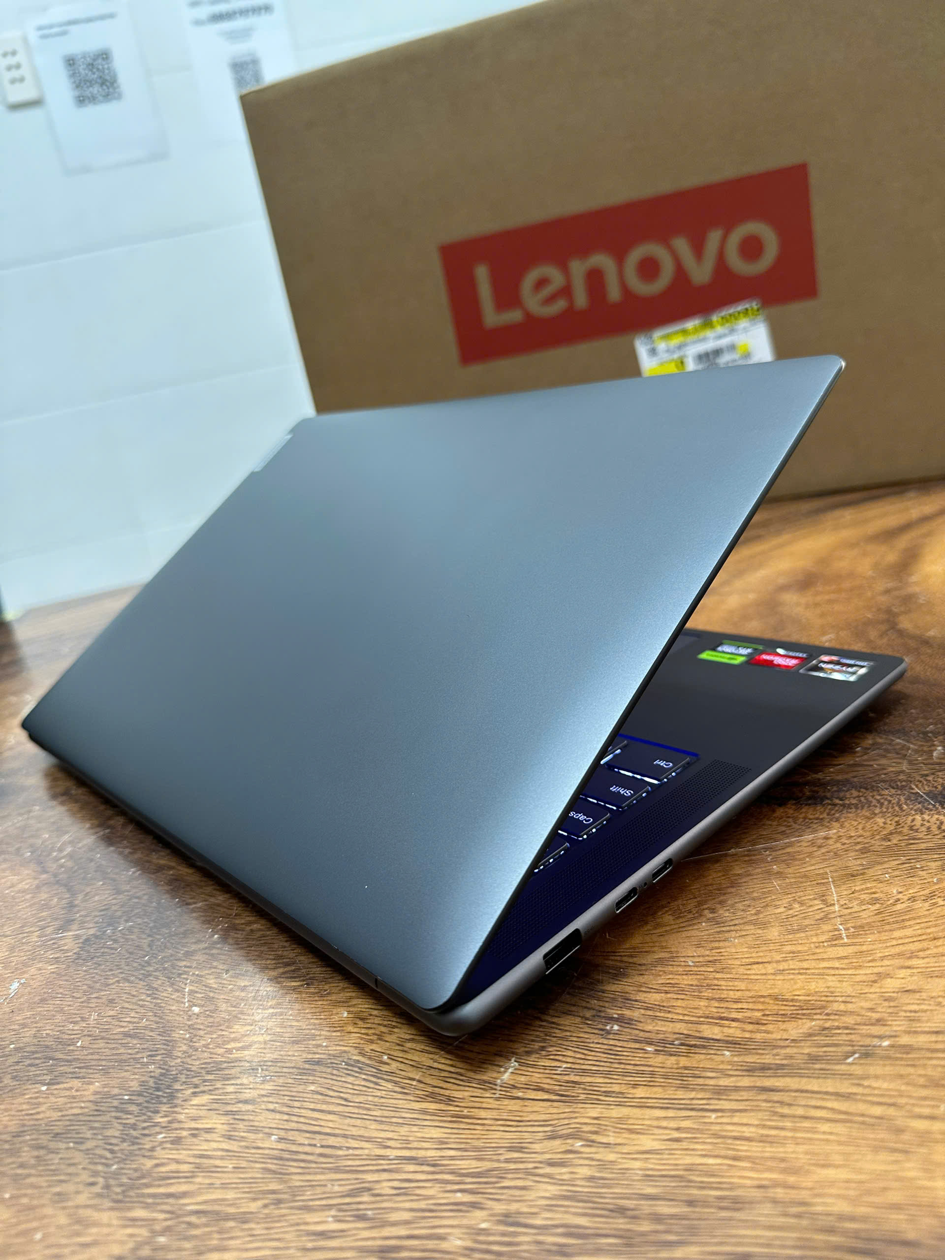 Lenovo Slim 7 Pro X Ryzen 7 9