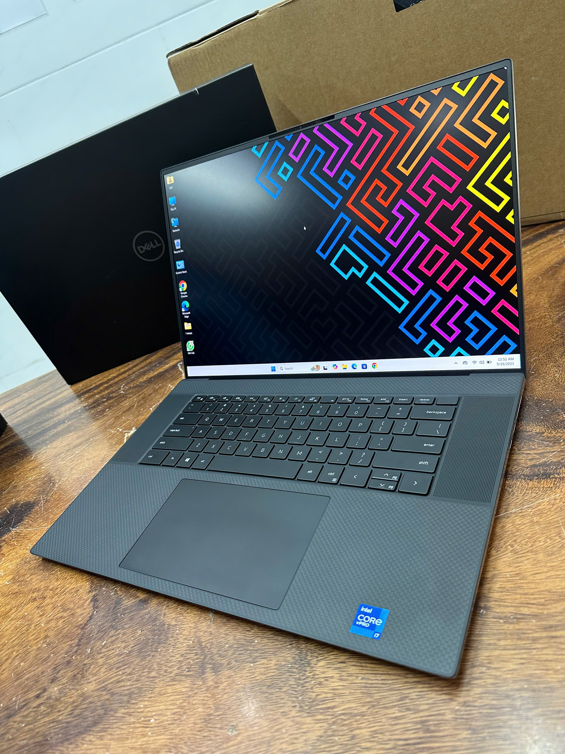 Dell Precision 5760 I7 Box 10