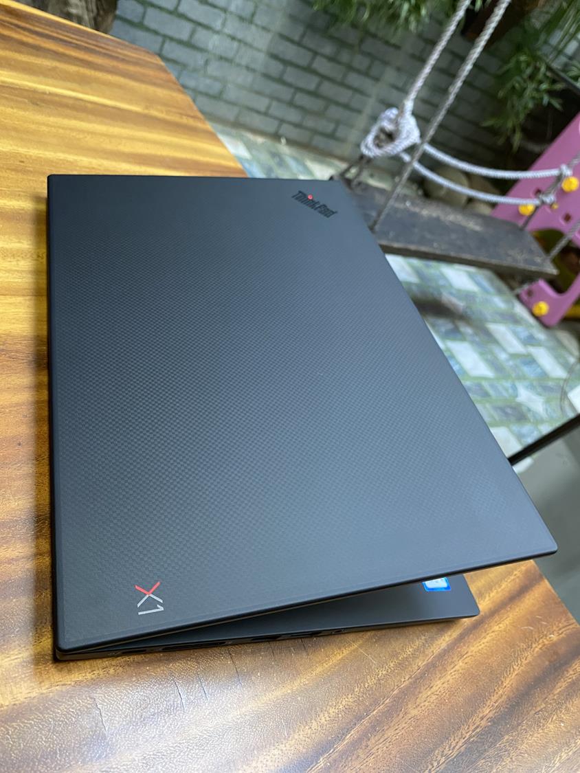 Lenovo Thinkpad X1 Carbon Gen 7 4k 8