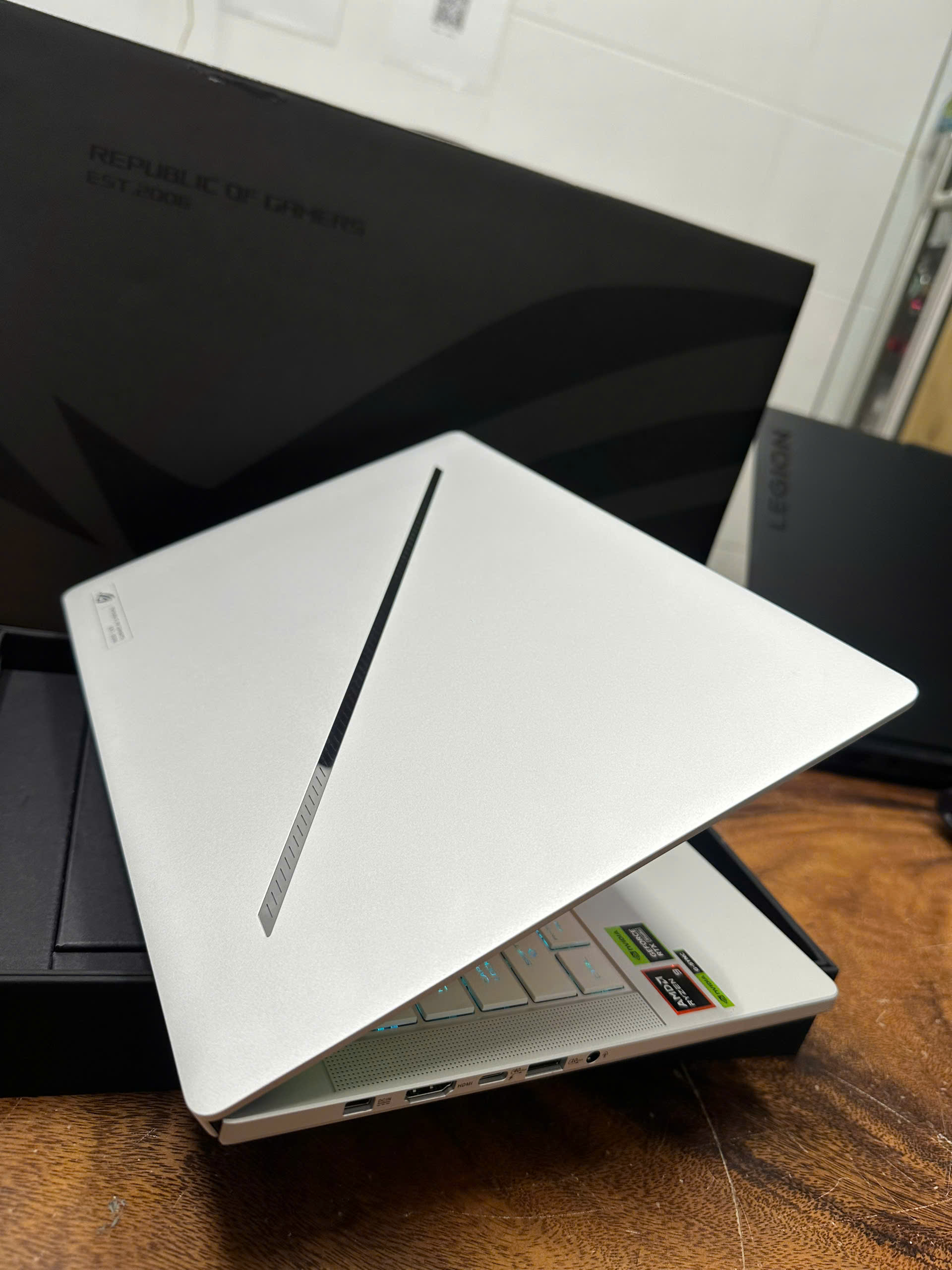 Asus Zephyrus G14 Ga403um 9