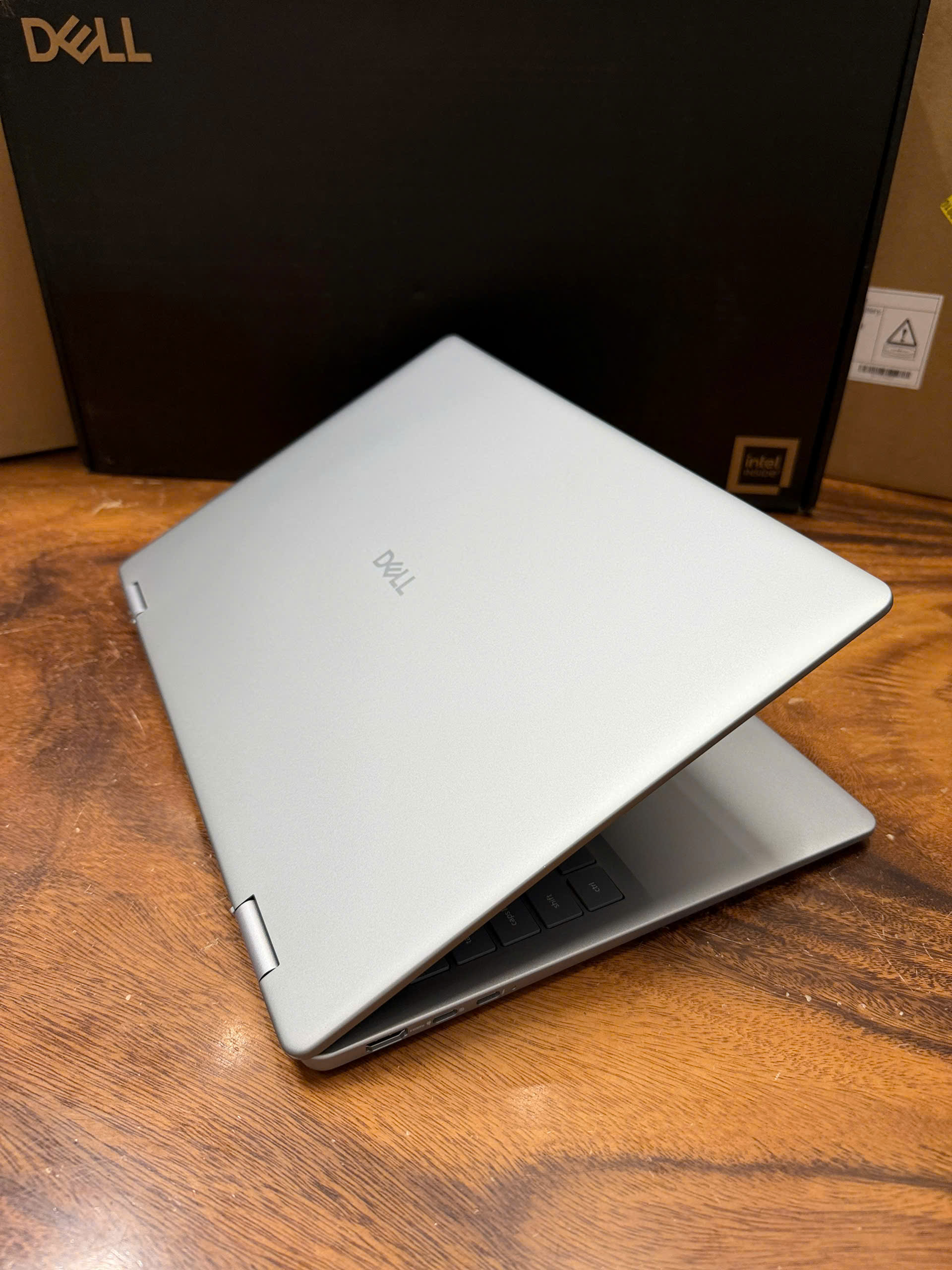 Dell 16 Plus 2 In 1 Db06250 4