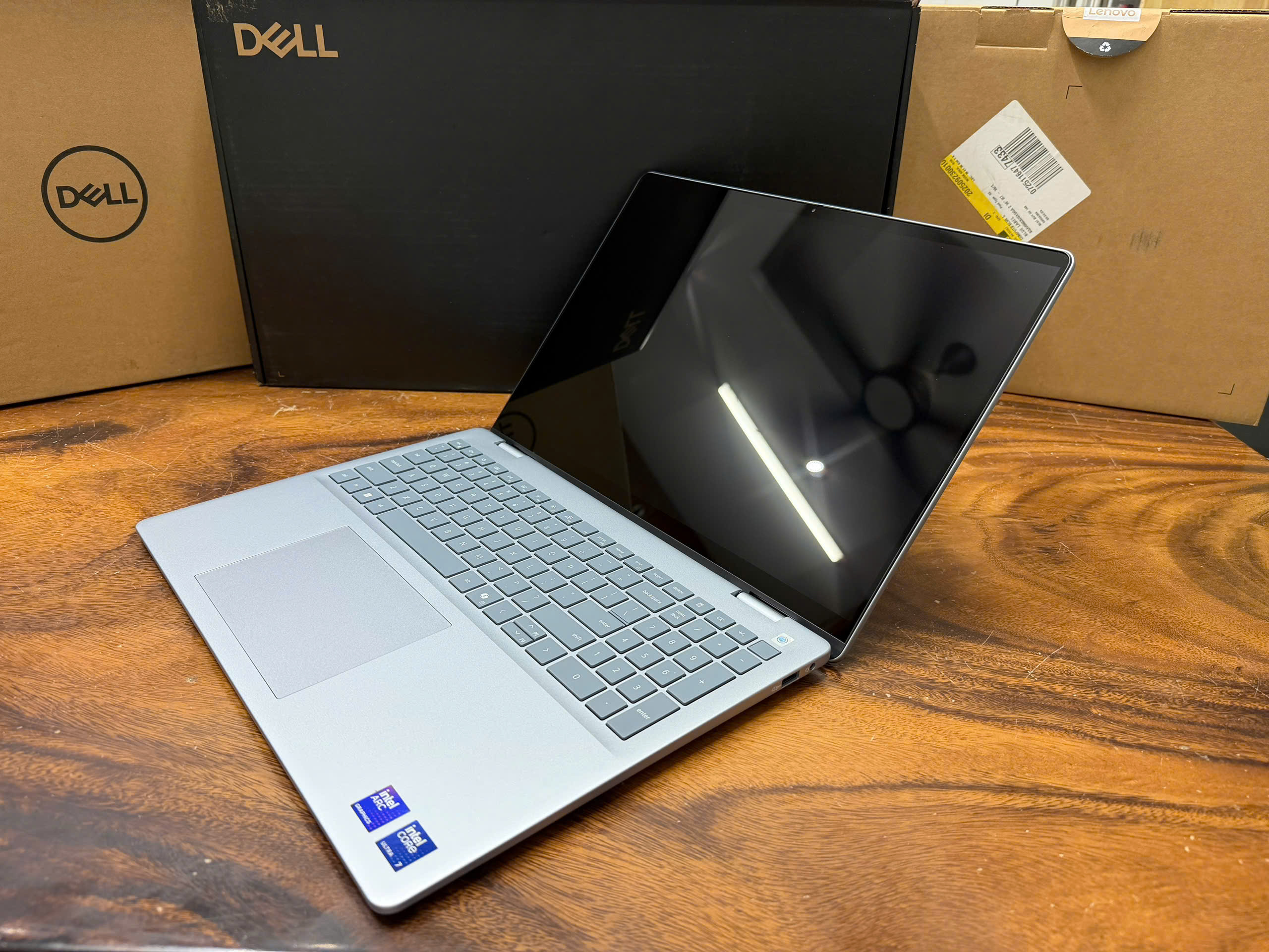 Dell 16 Plus 2 In 1 Db06250 7