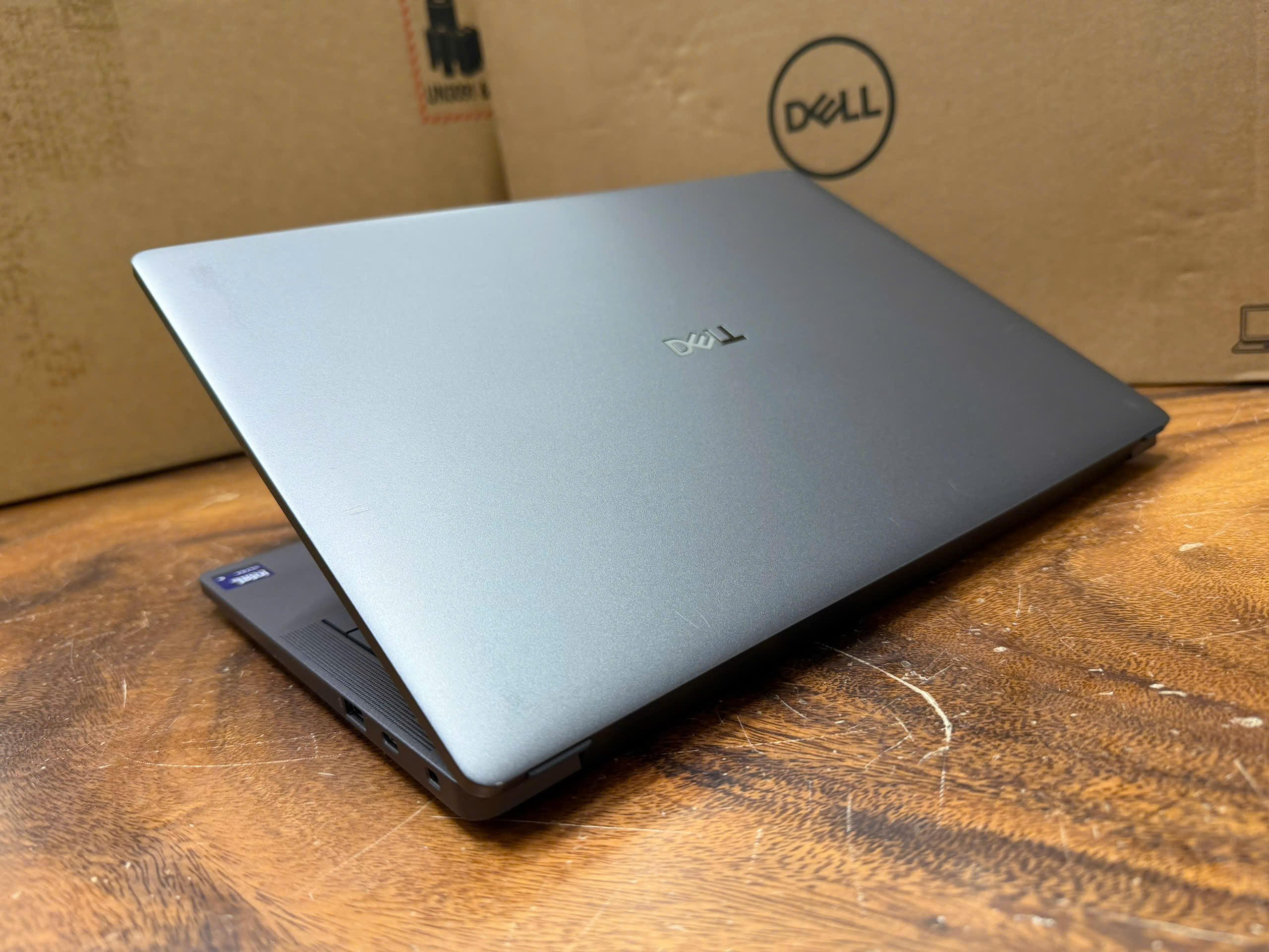 Dell Pro 14 Premium Ultra 5 8