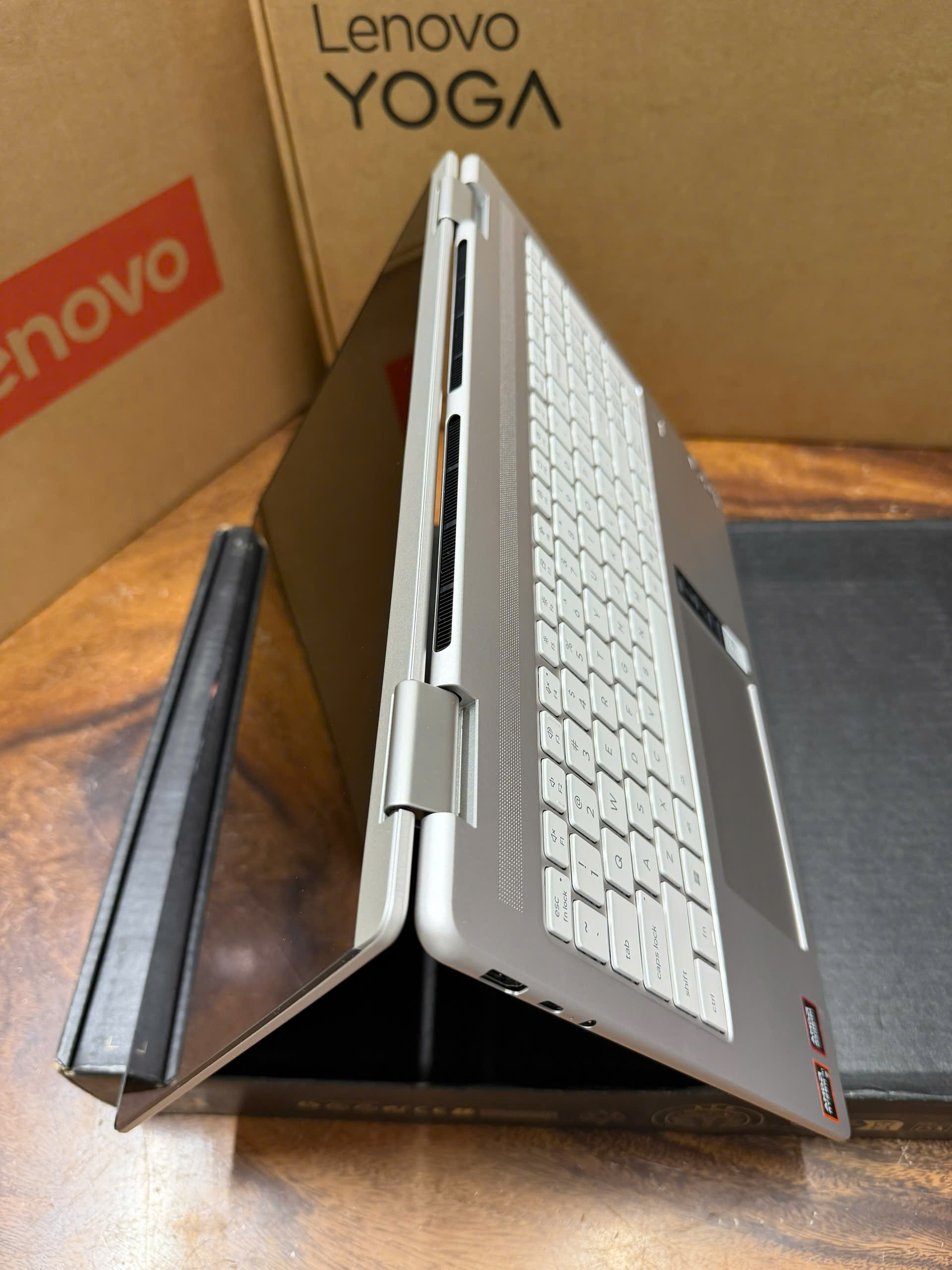 Lenovo Yoga 7 2in1 16akp10 5