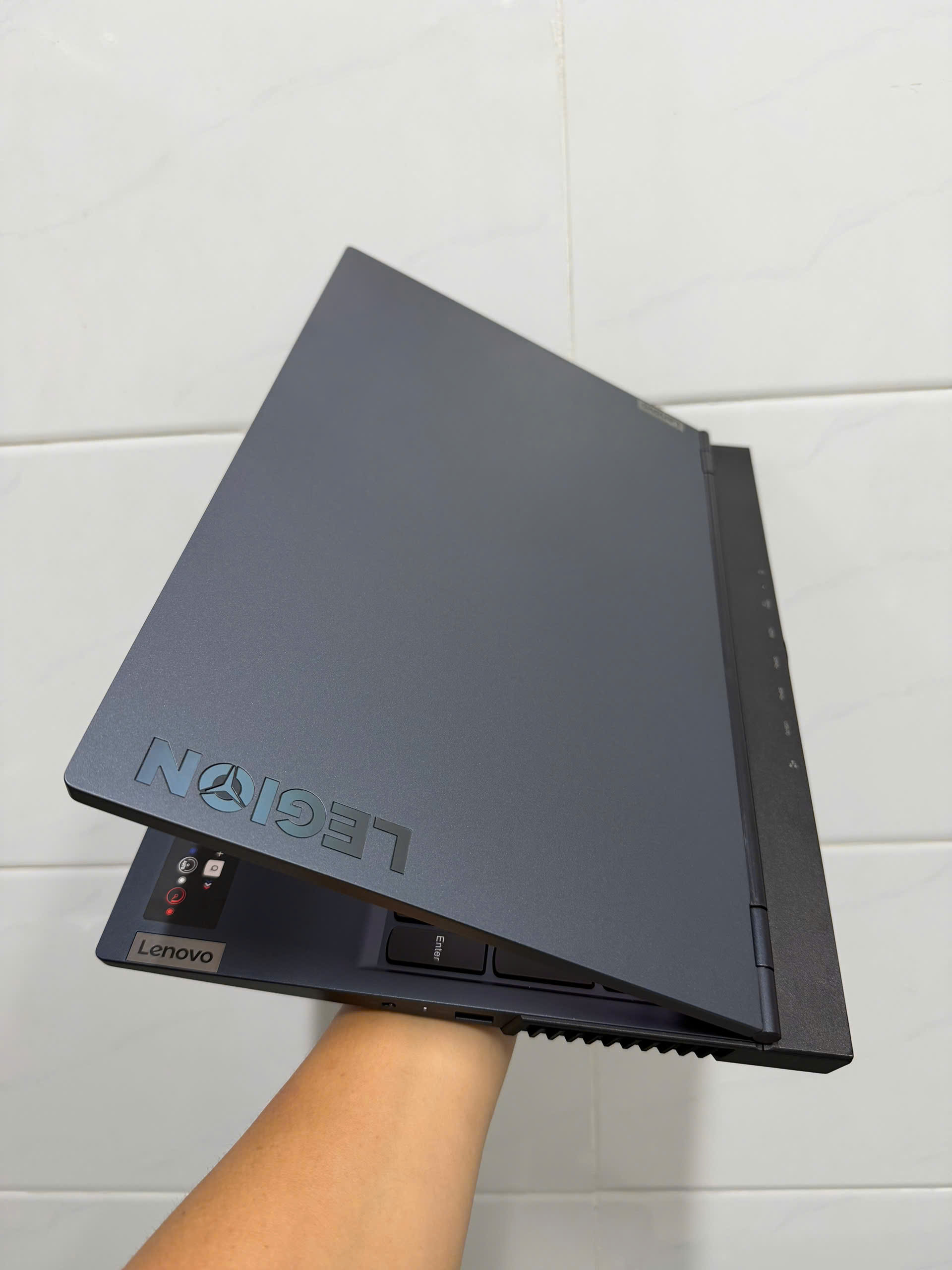 Lenovo Legion 5 15ach6h 1