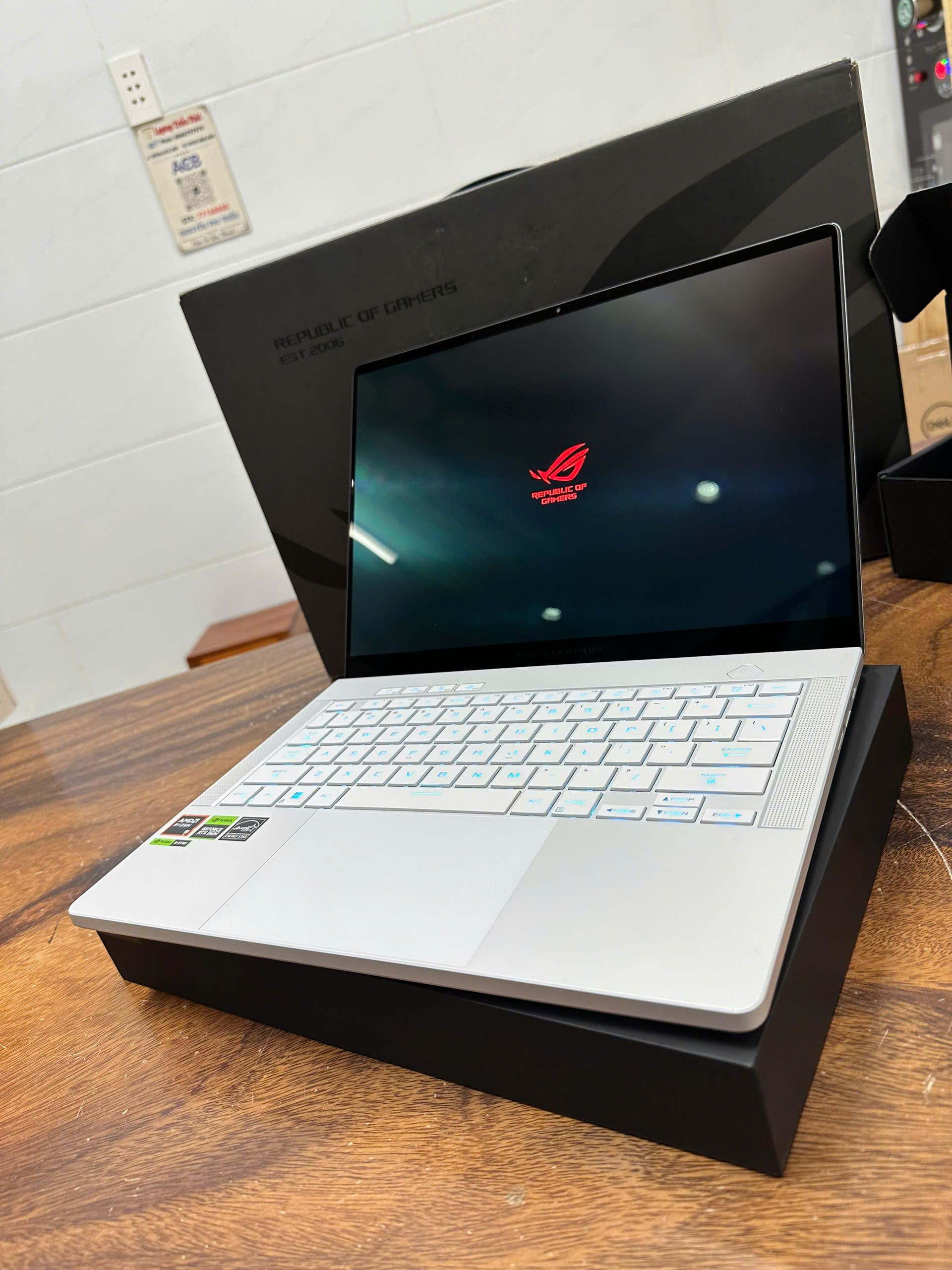 Asus Zephyrus G14 Ga403u 8