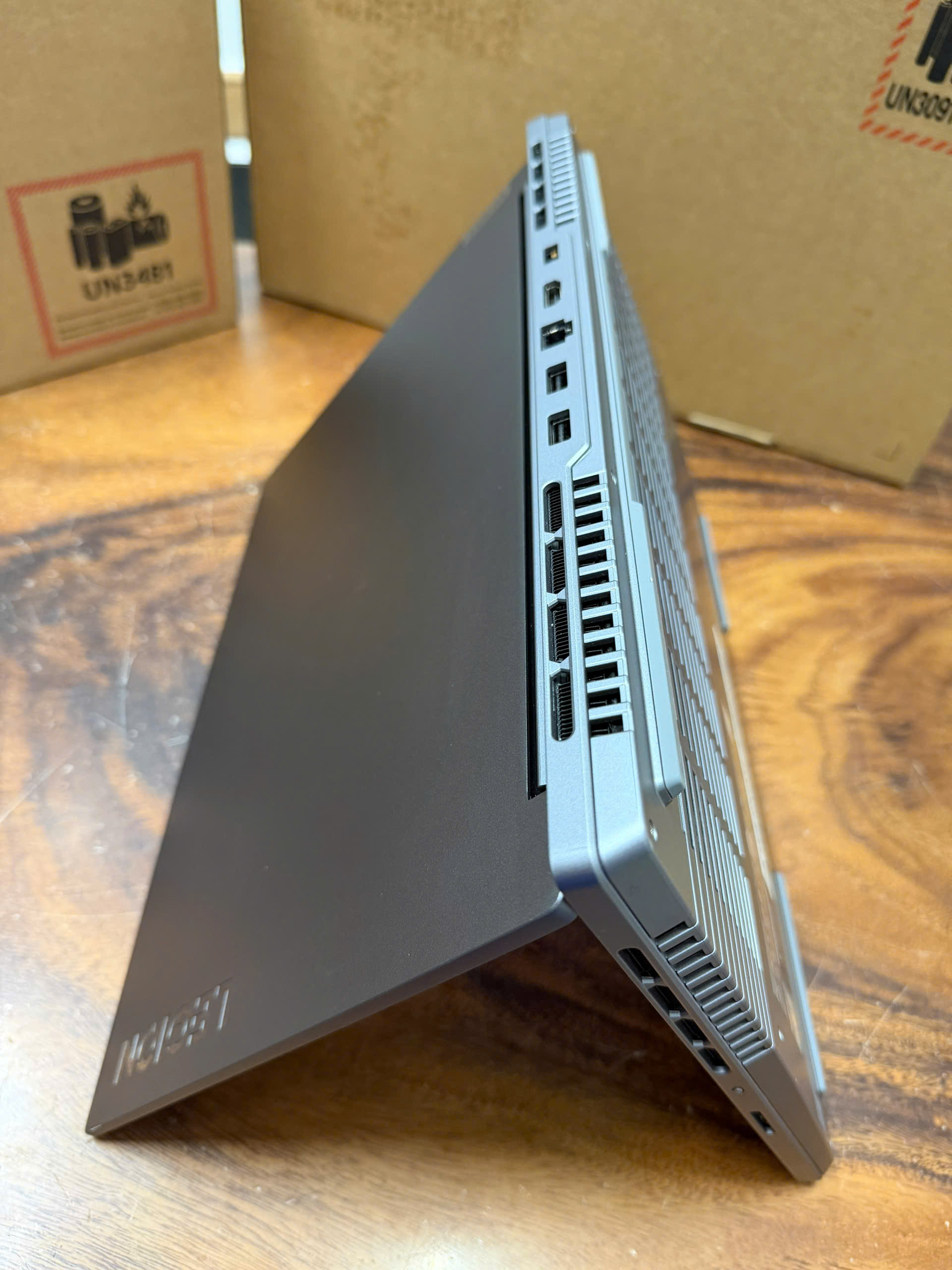 Legion Slim 5 16arp9 2