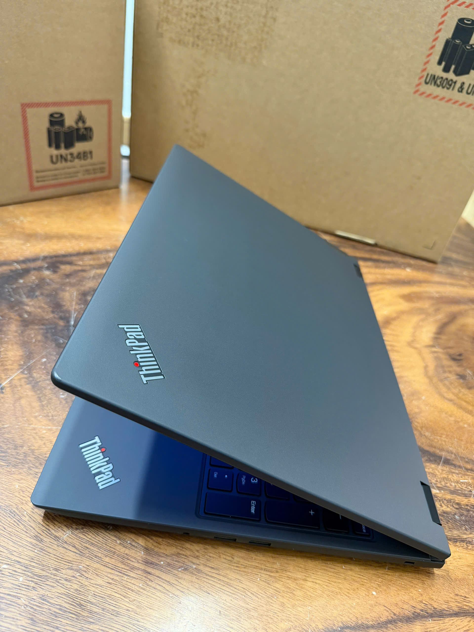 Thinkpad P16v I7 7