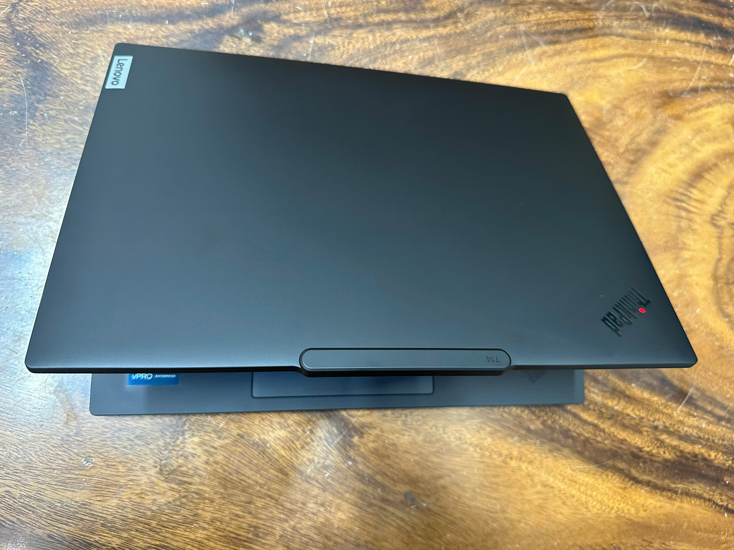 Thinkpad T14 Gen 5 Ultra 7 5