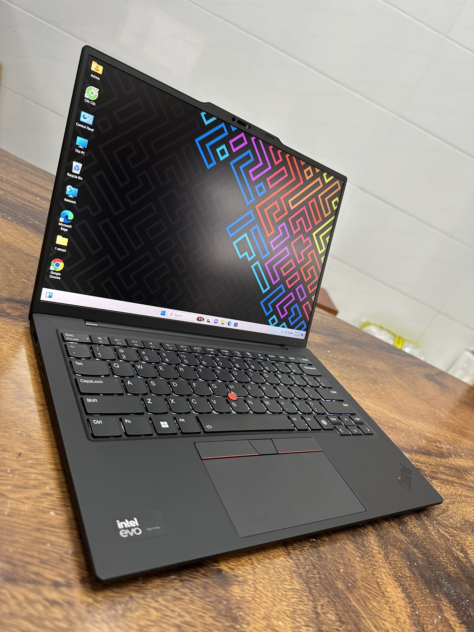 Thinkpad X1 Carbon Gen 12 7