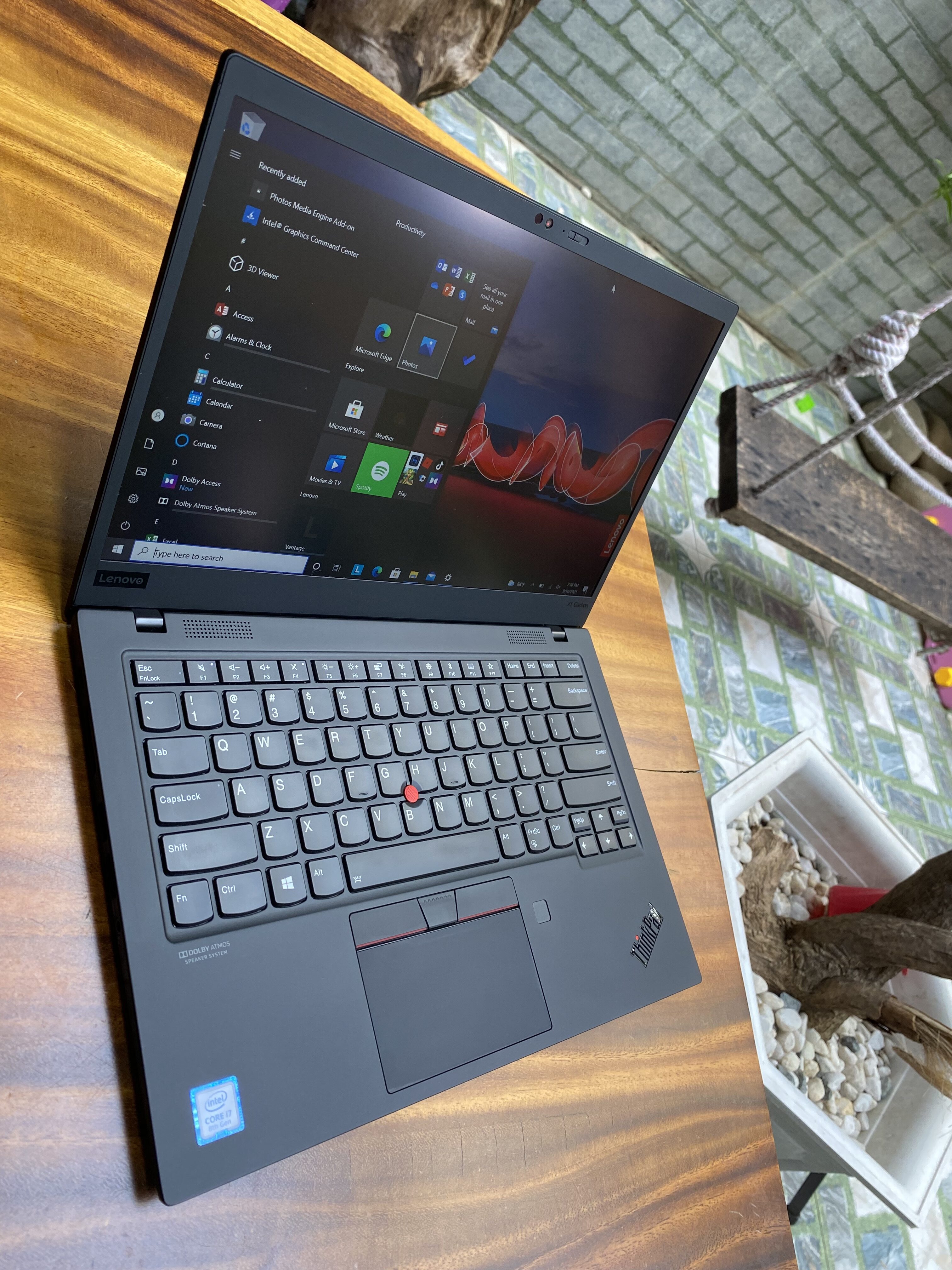 Thinkpad X1 Carbon Gen 7 24