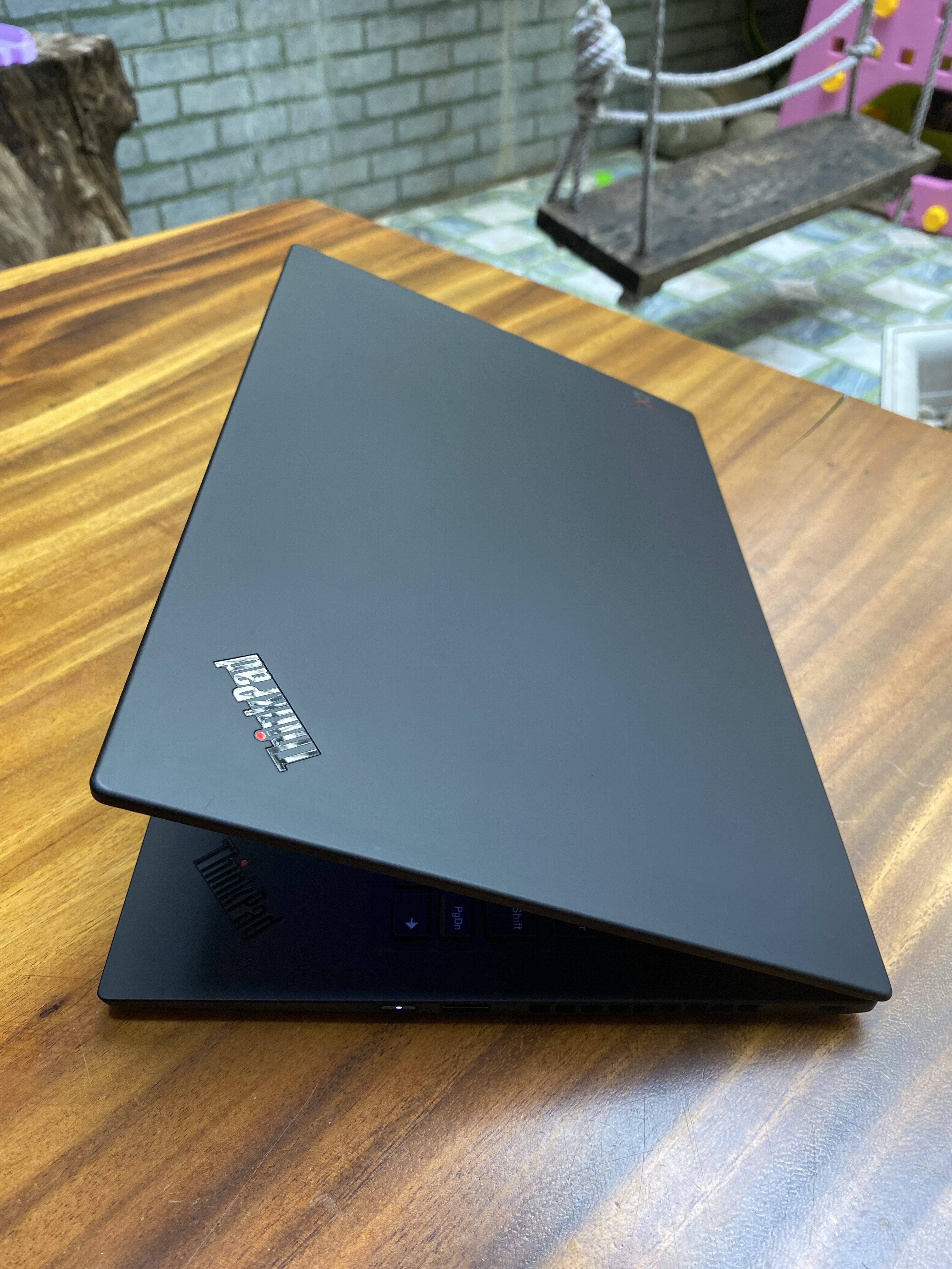 Thinkpad X1 Carbon Gen 7 26