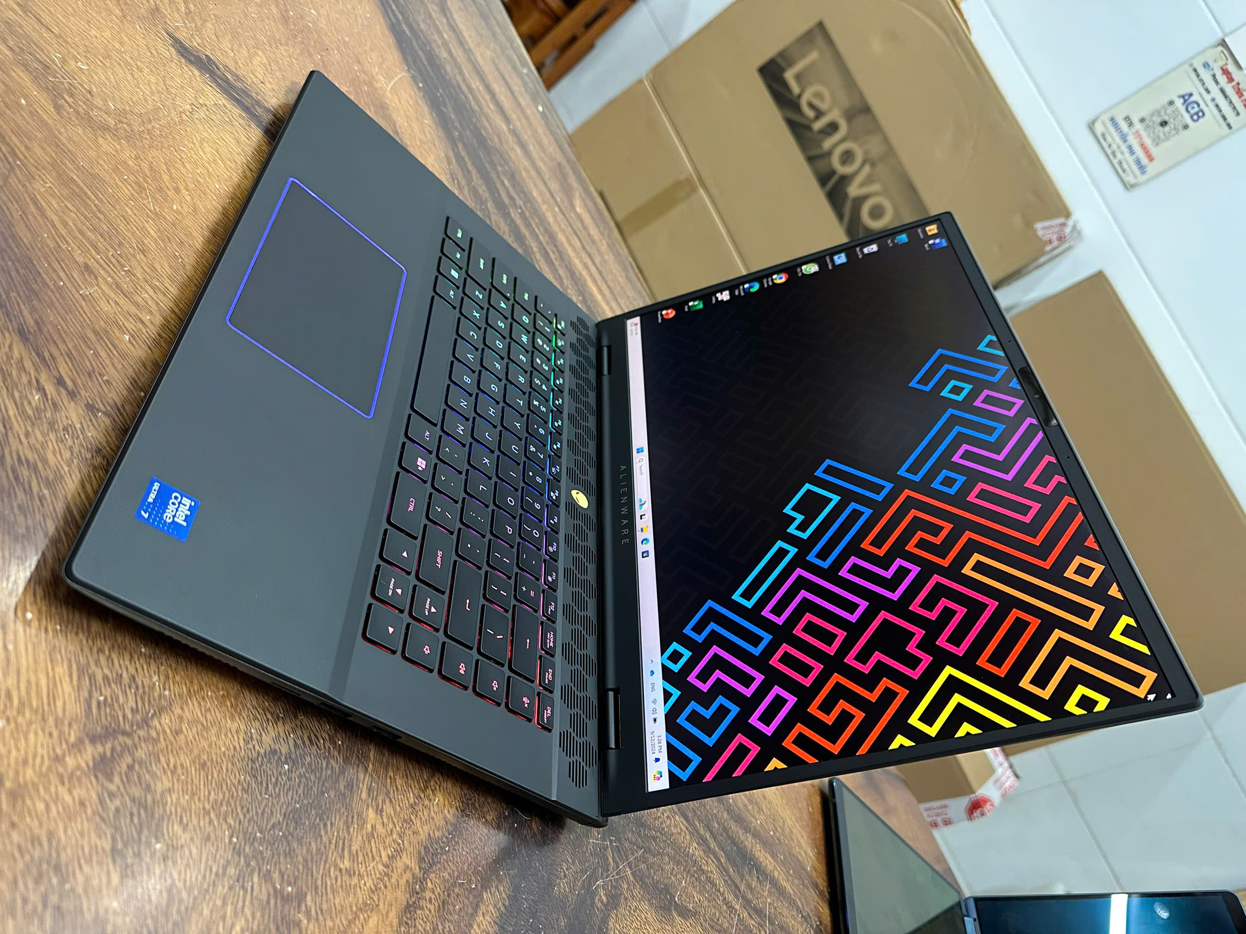 Dell Alienware M16 R2 7