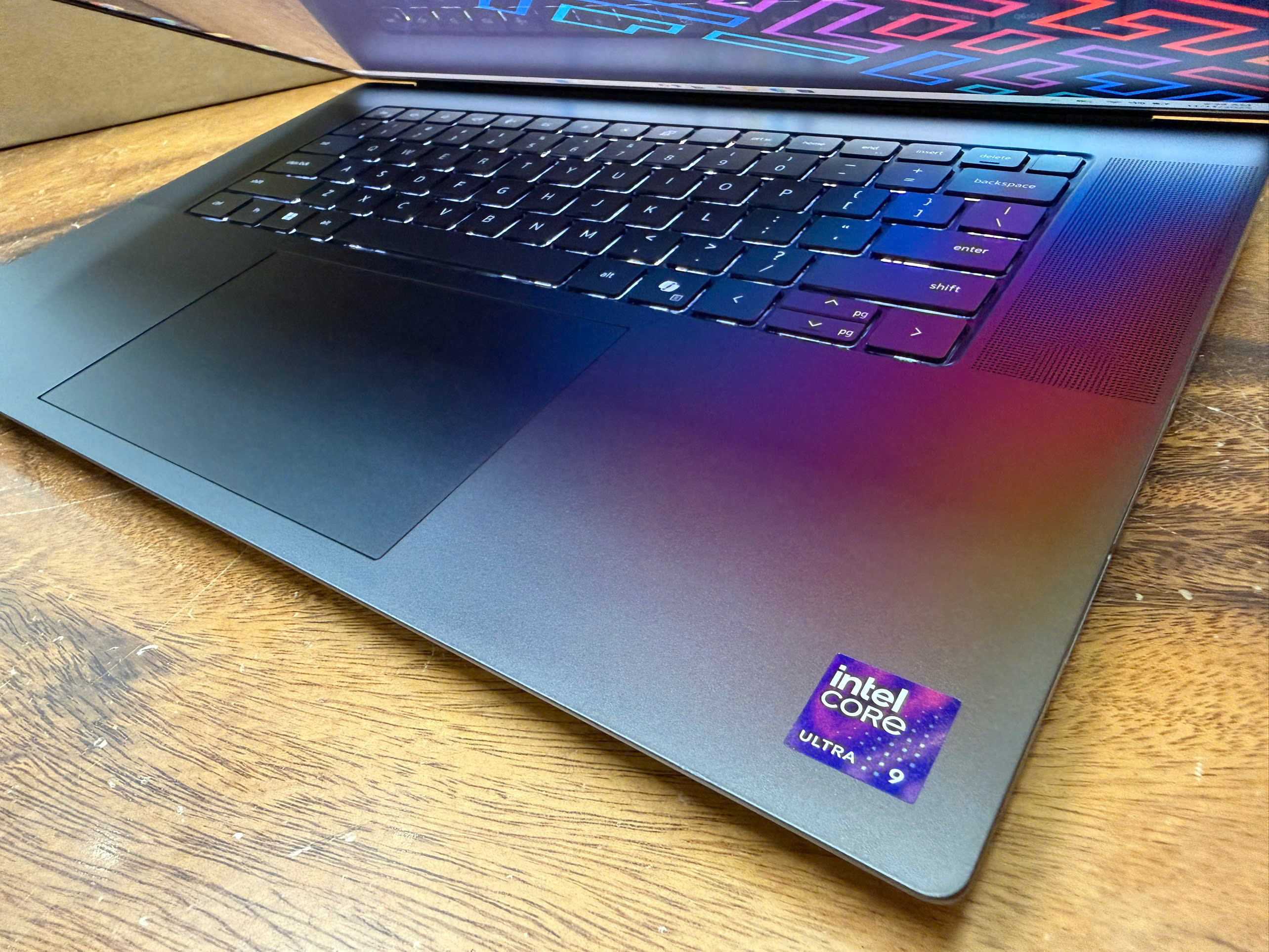 Dell Precision 5690 Ultra 9 Fhd 4