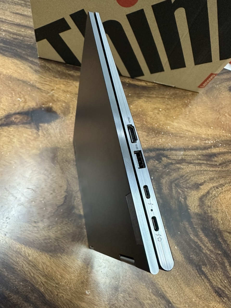 Thinkpad X1 Yoga Gen 8 Core I7 4