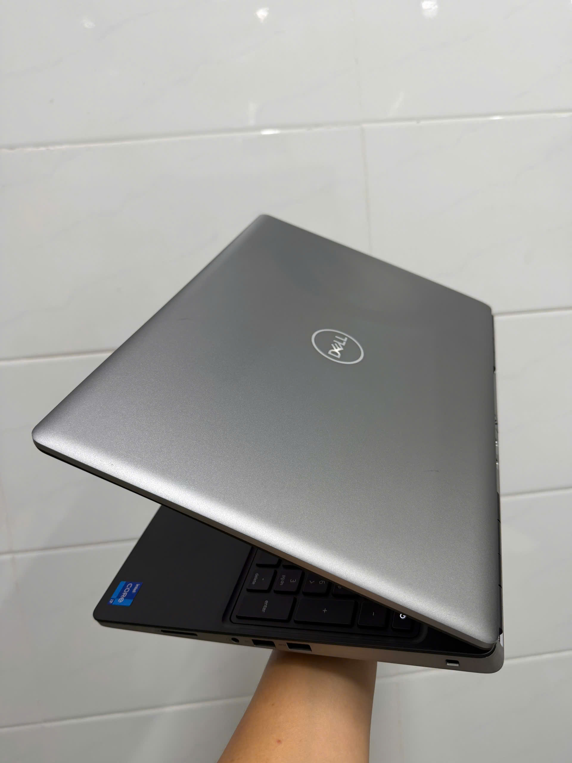 Dell Precision 7560 Touch 5