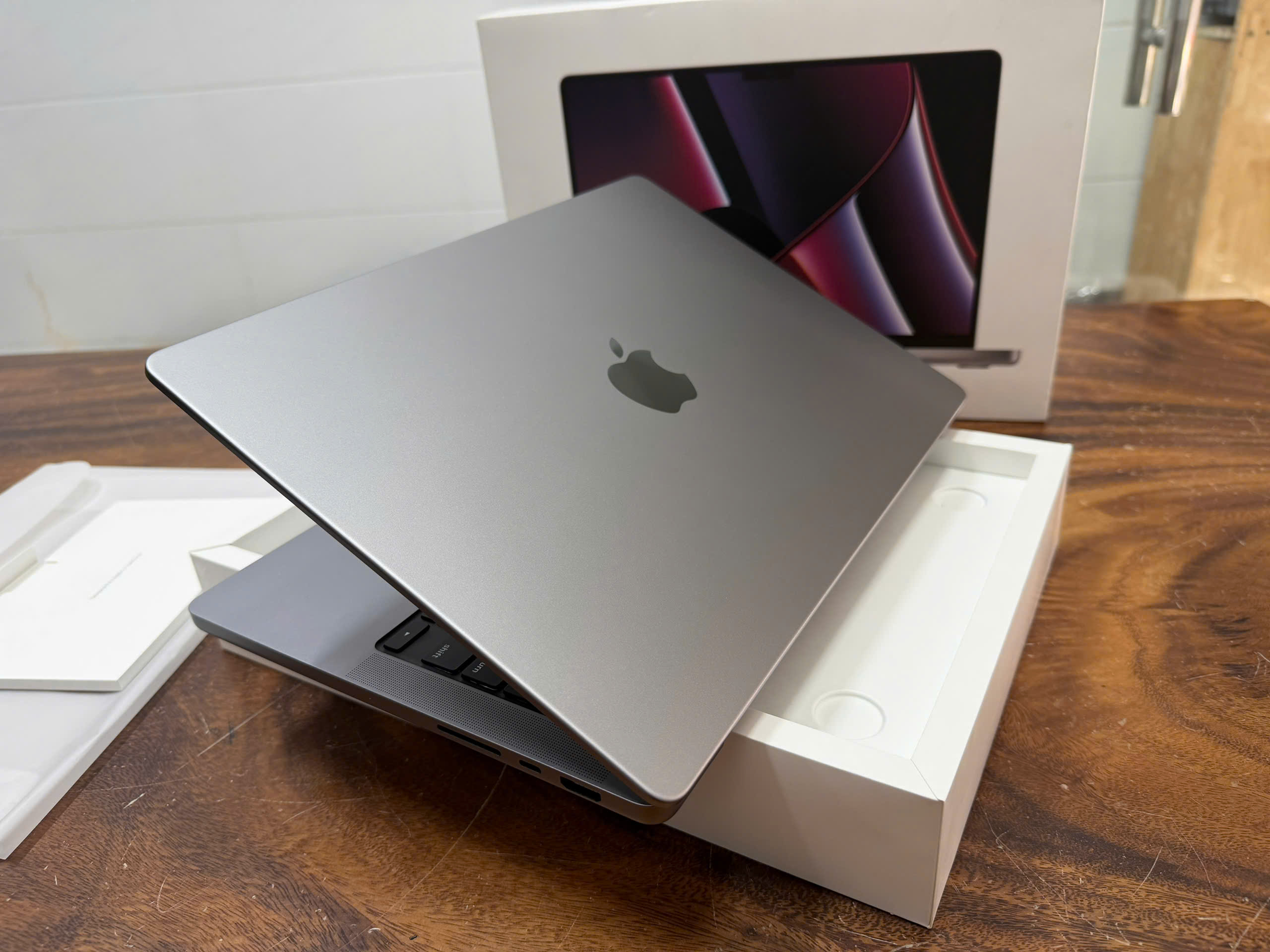 Macbook Pro 14 M2 Full Box 4