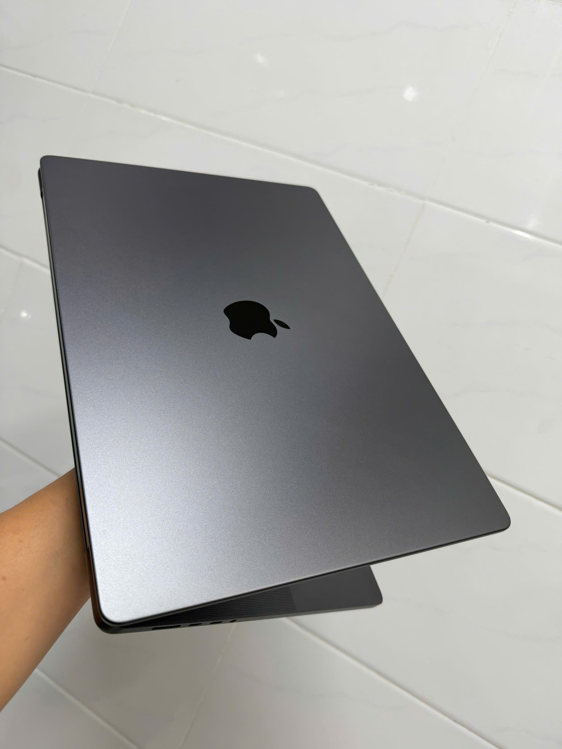 Macbook Pro 16in M4 Pro 90 4