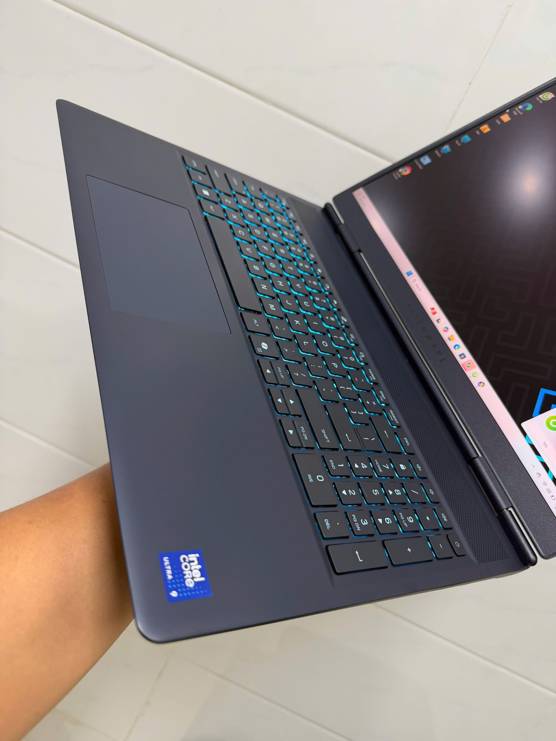 Dell Alienware X16 Aurora Ac16251 4