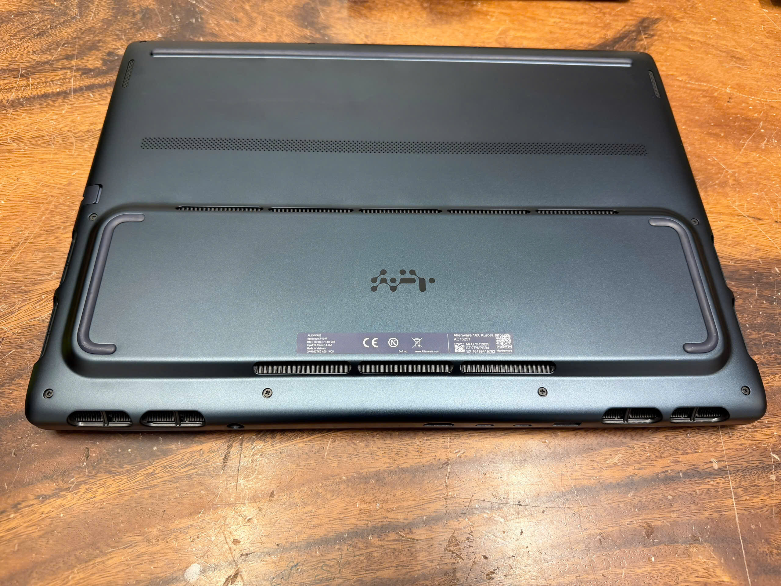 Dell Alienware X16 Aurora Ac16251 7 Rotated