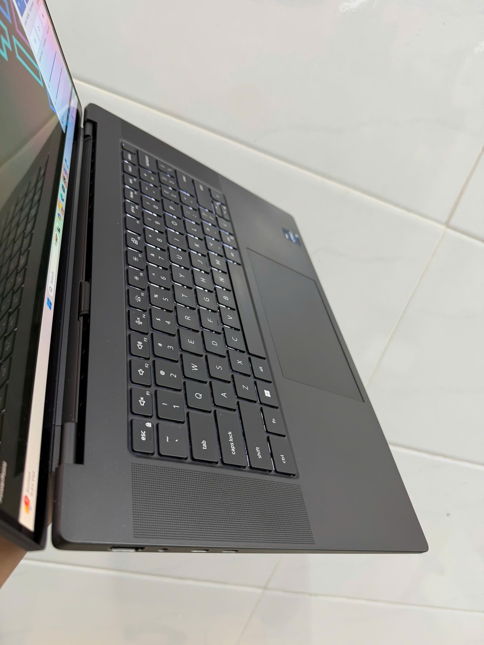Dell Precision 5680 Core I9 Oled 2