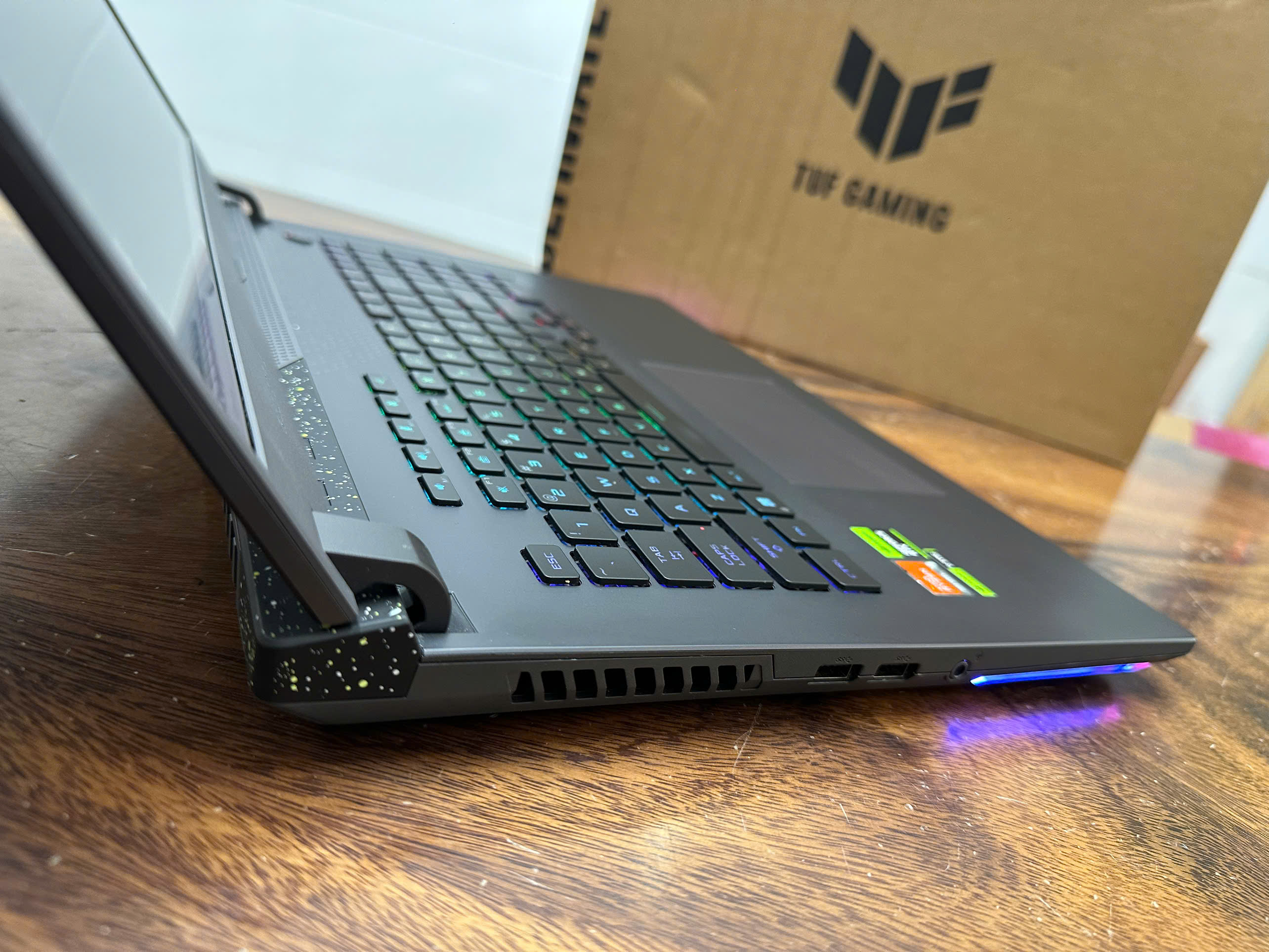 Asus Rog Strix G713pi 2