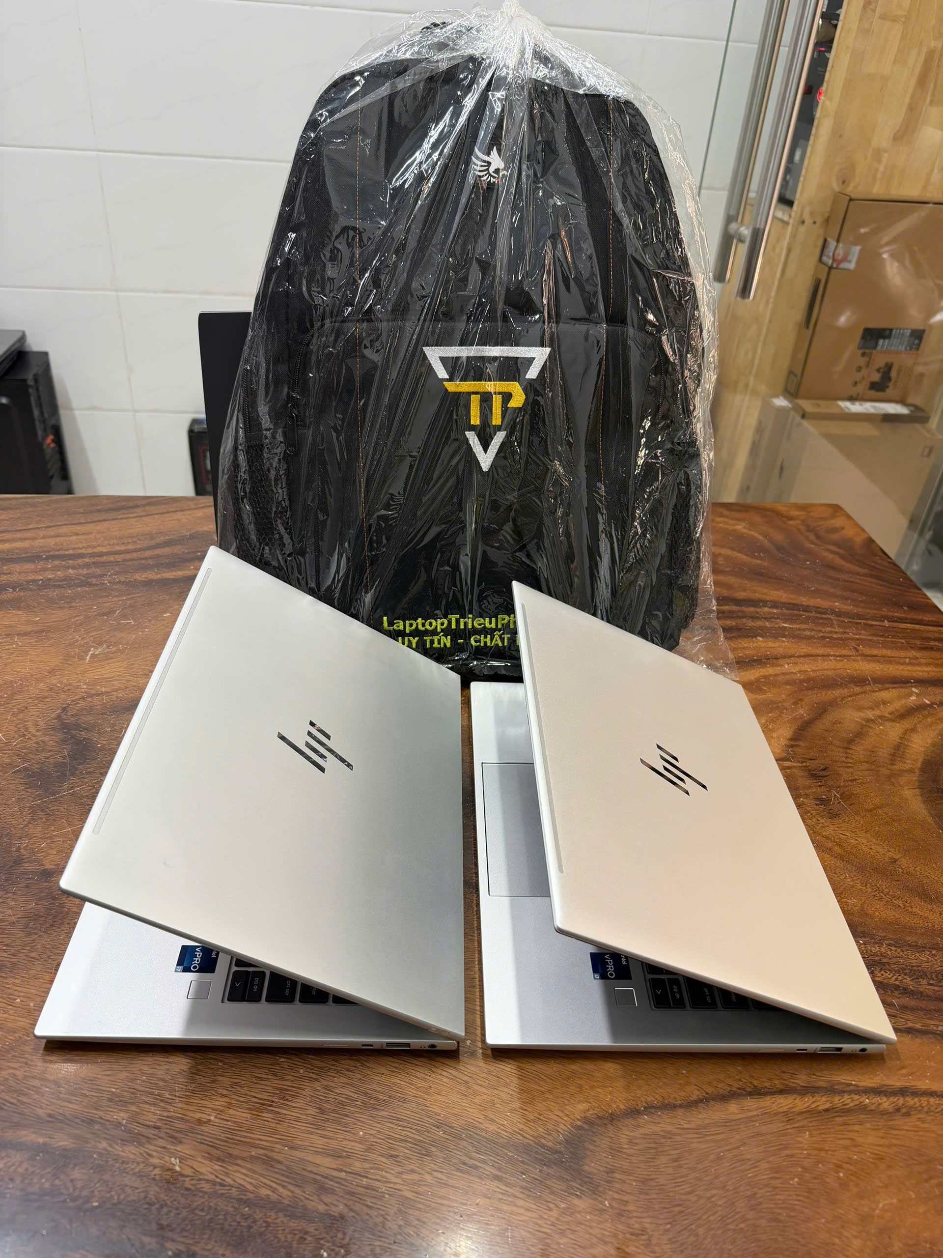 Z7604809830983 08ab8f883163317f6416a37cafcaa7fe