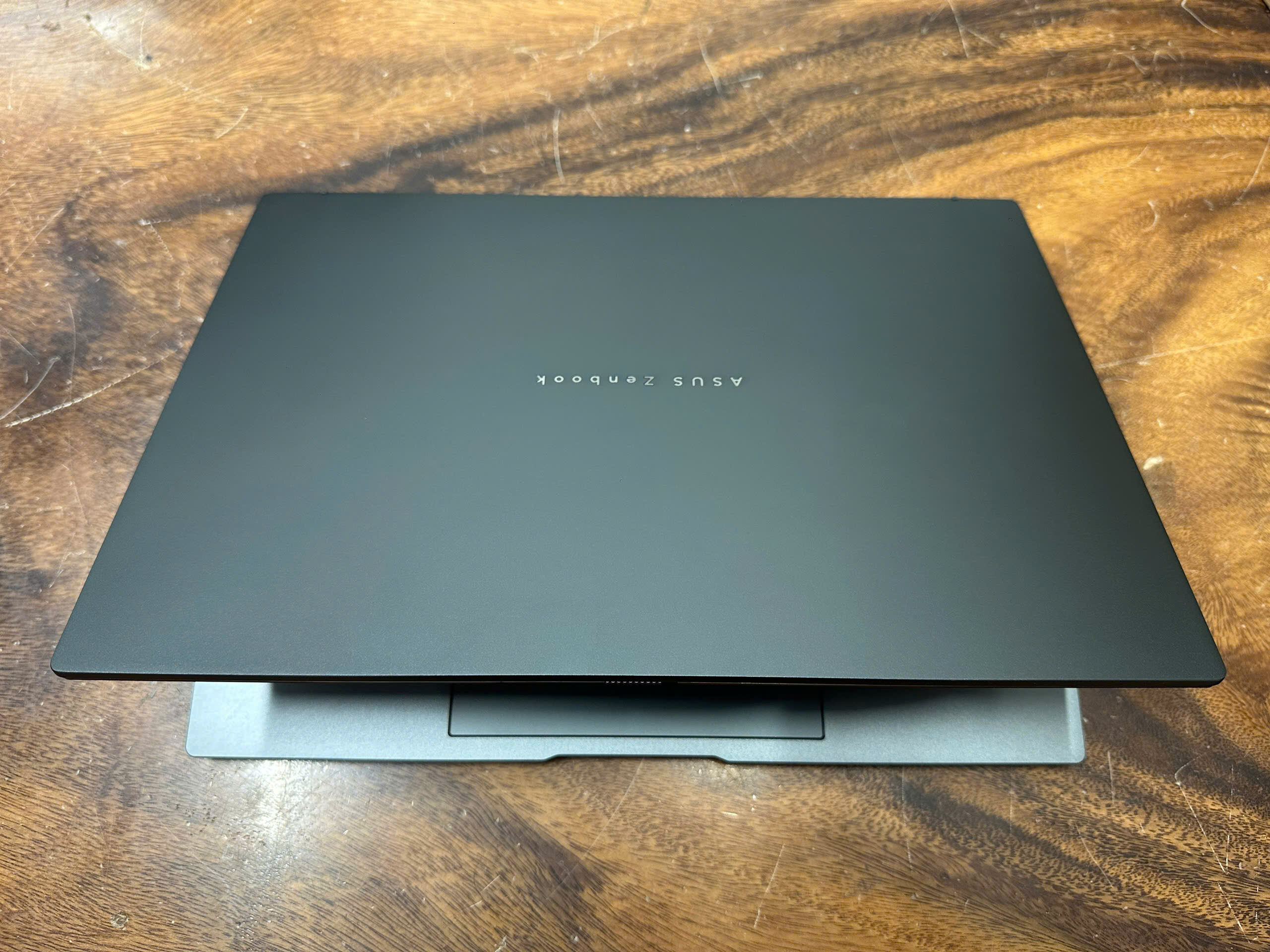 Asus Zenbook 14 Ux3405ca 10