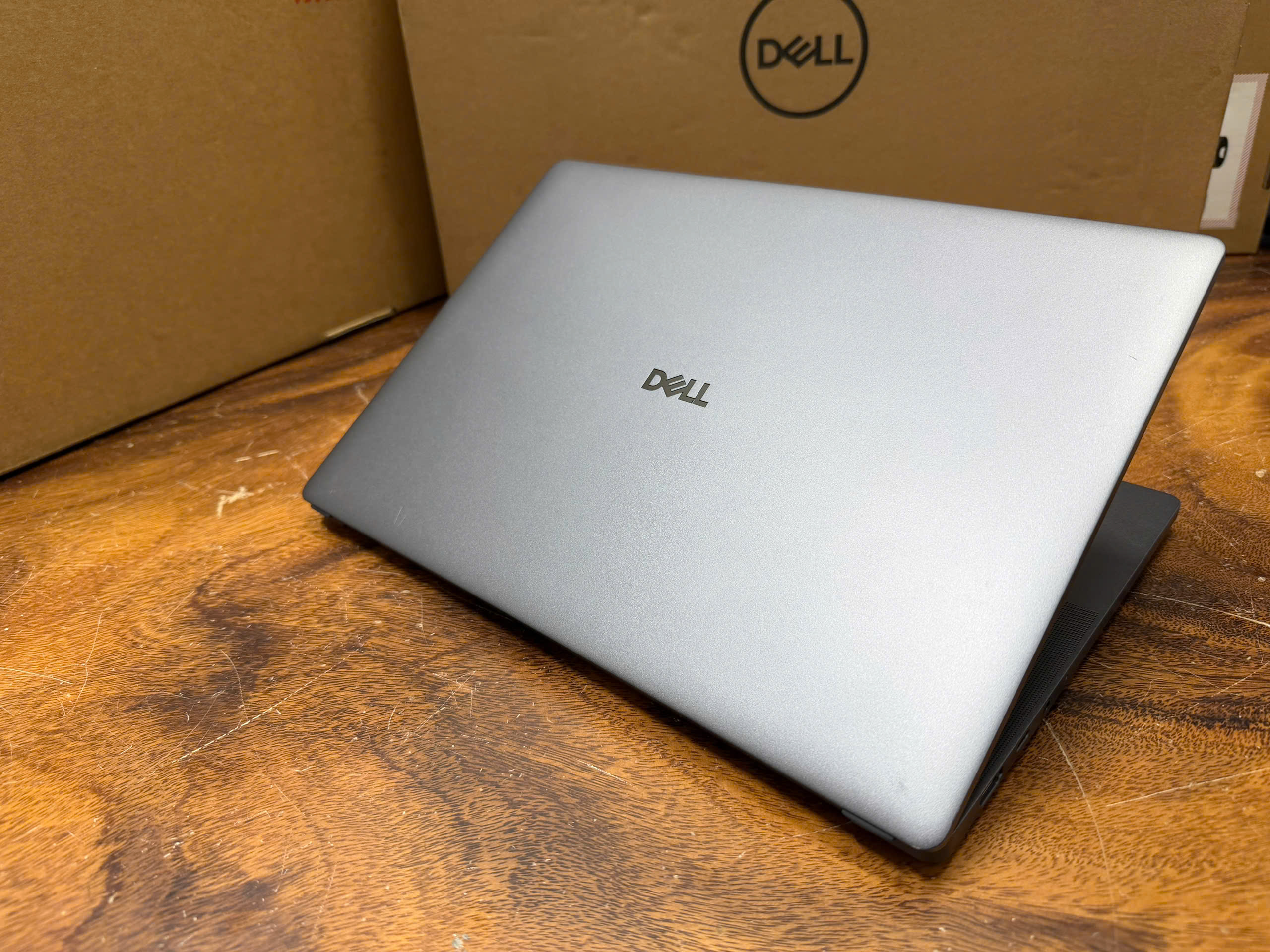 Dell Pro 14 Premium Ultra 5 9