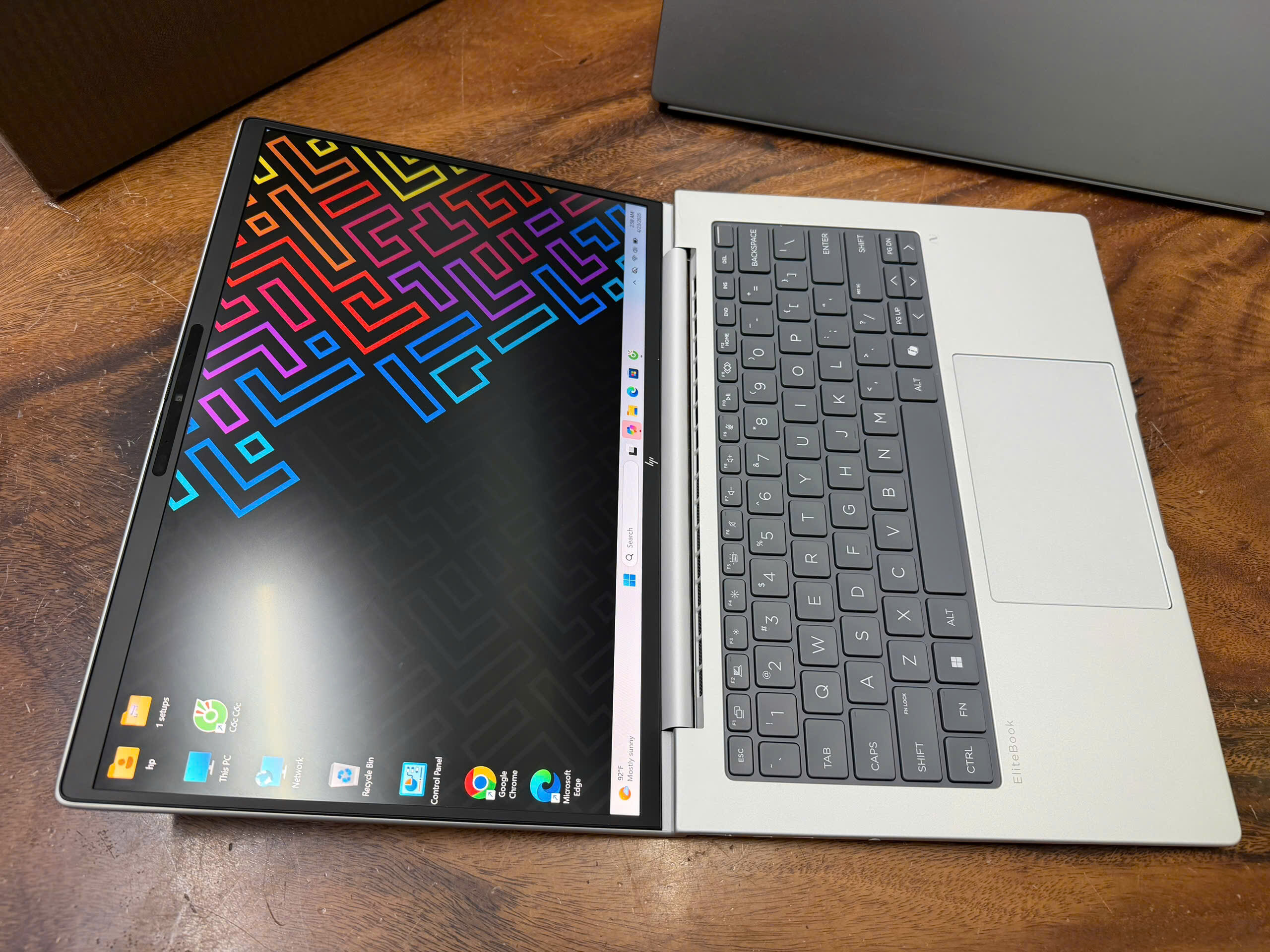 Hp Elitebook 8 G1a 14 Ai 8 Rotated