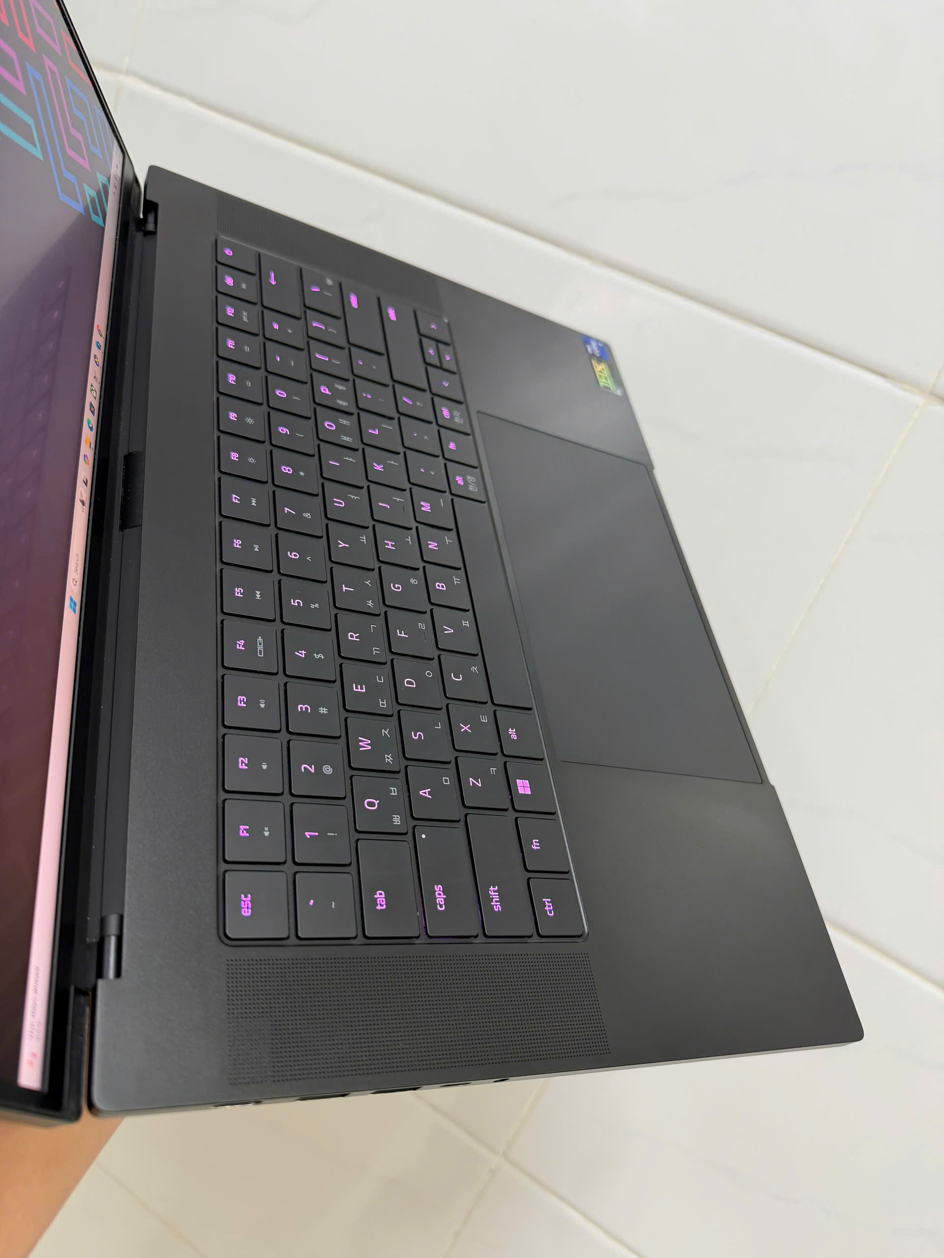 Razer Blade 16 Rz09 0483 6