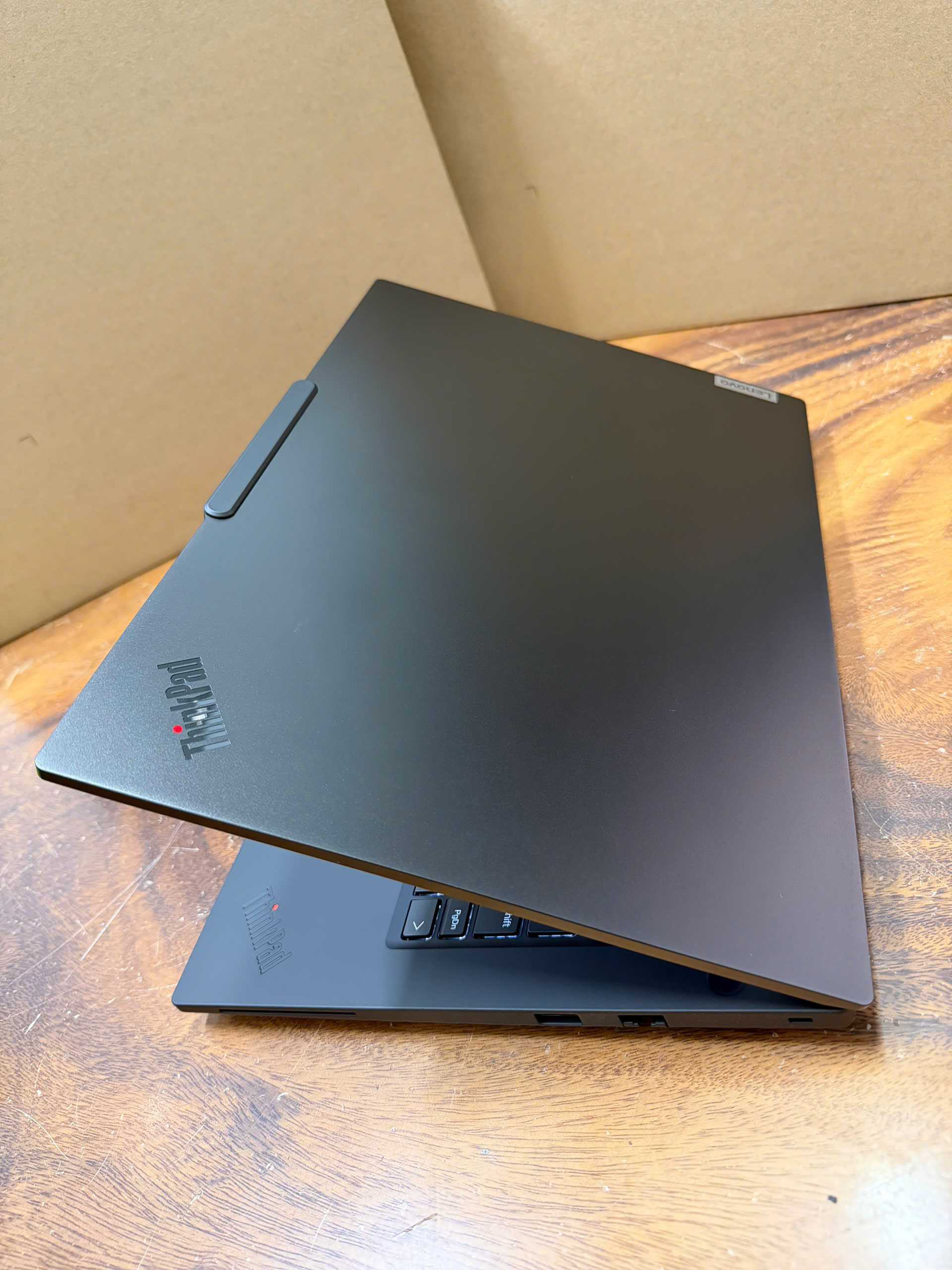Thinkpad P14s Gen 5 6
