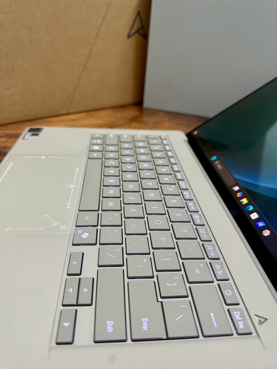 Z7765149097259 9eae3c734dc8bd95fce1b7532f0459c2