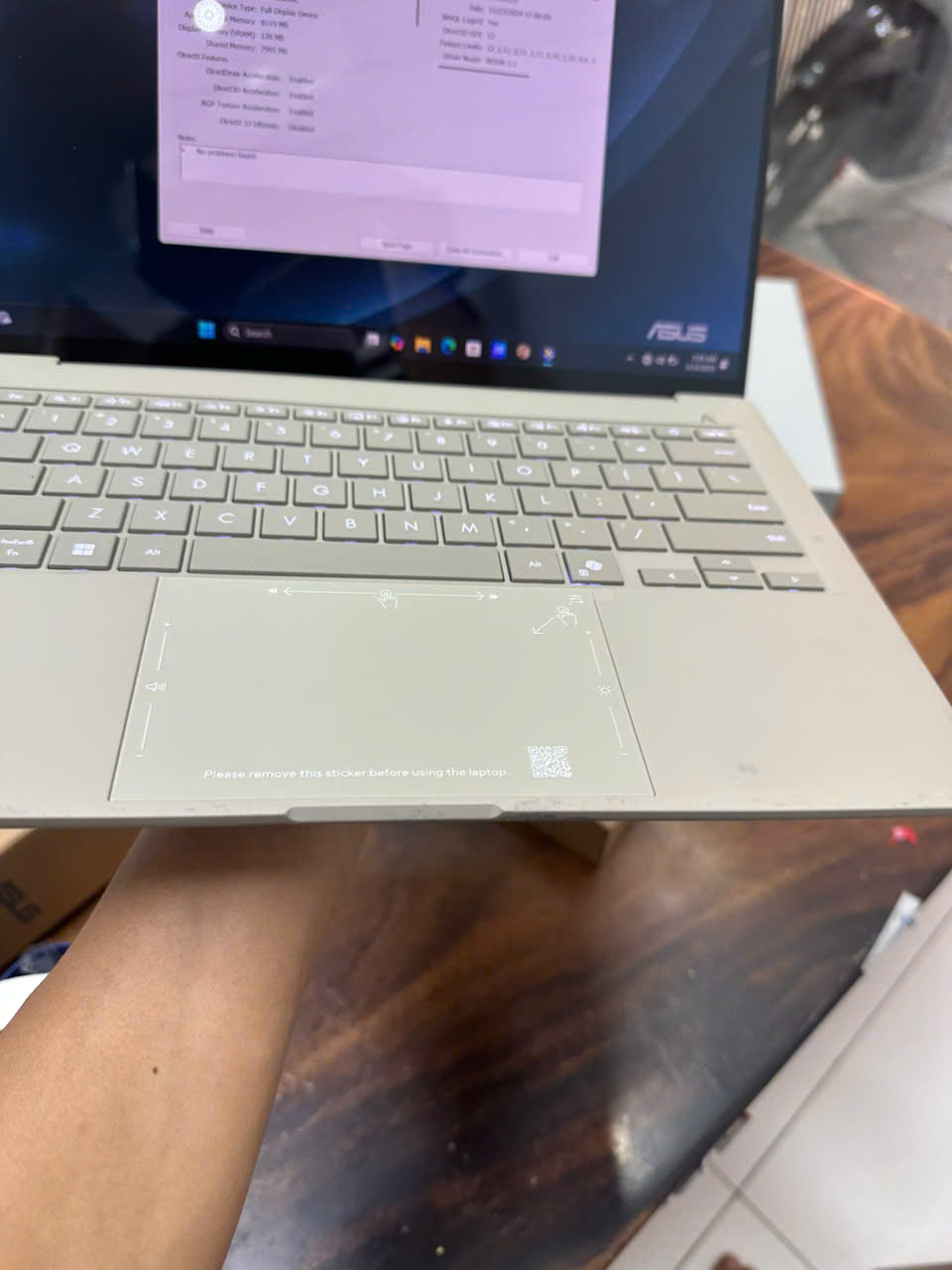 Z7765225236571 B79641911655ef8a047f2ec34c196c11