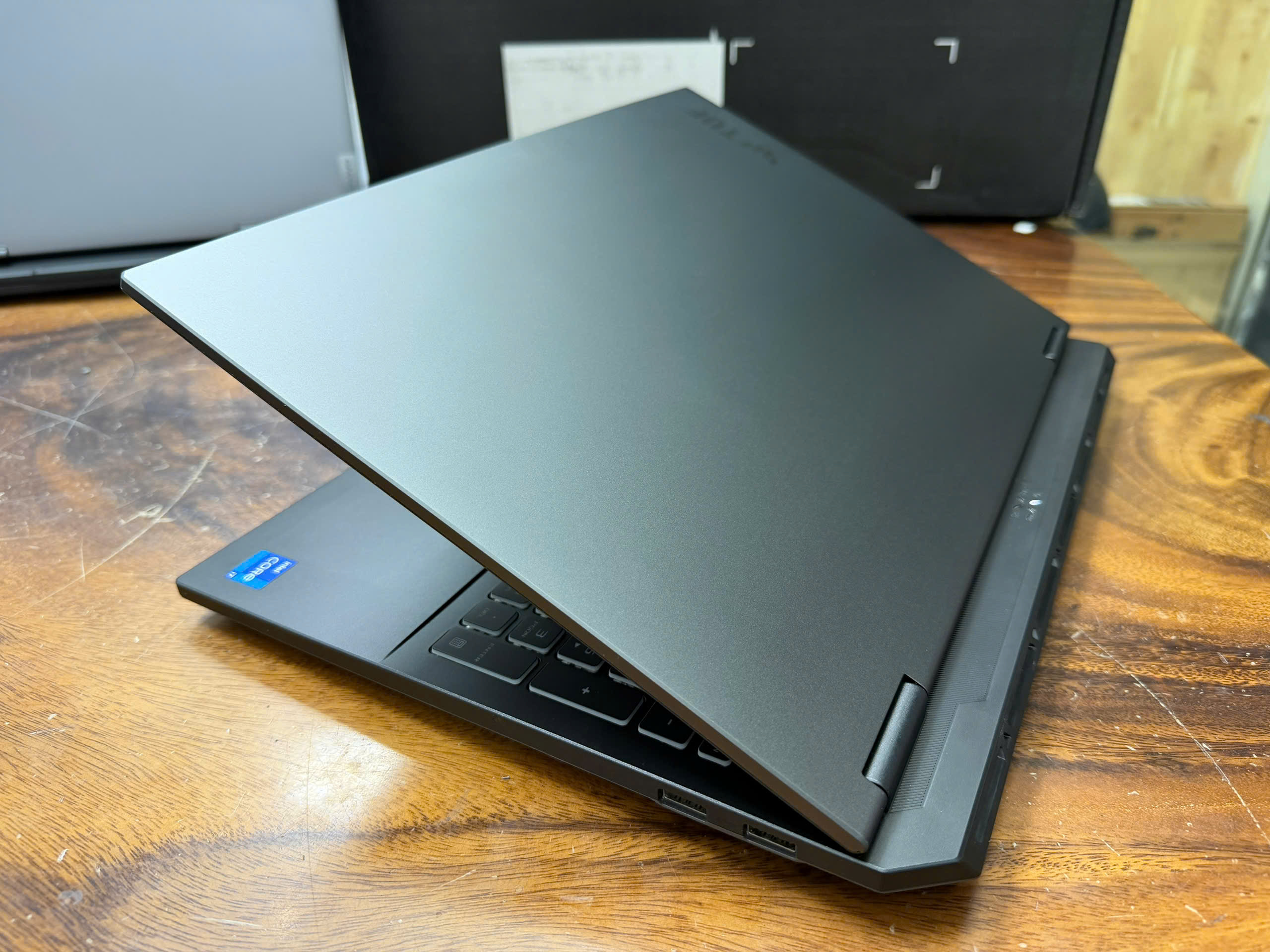 Asus Tuf A16 Fa608 I7 1