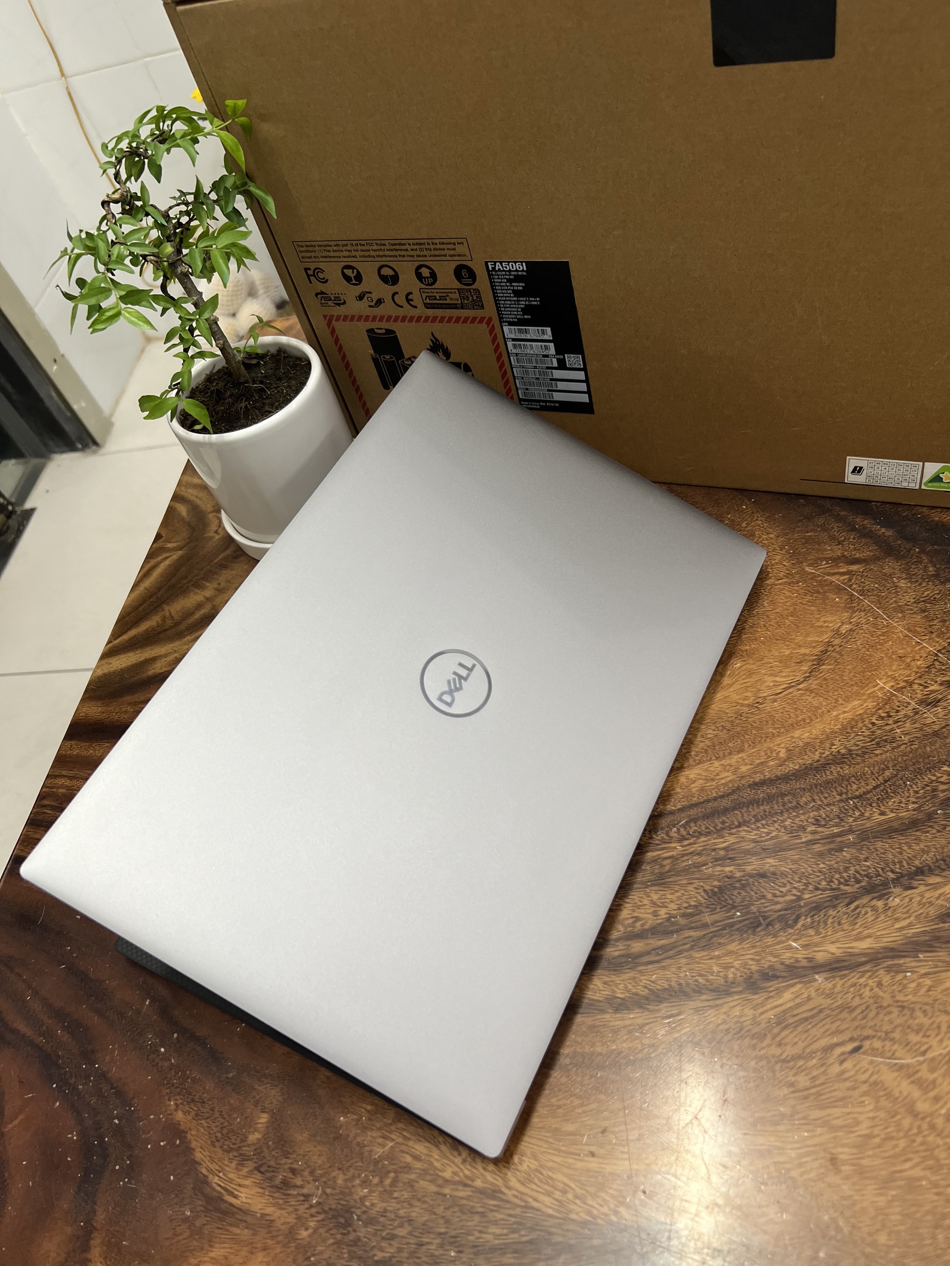 Dell Precision 5560 I7 T1200 1