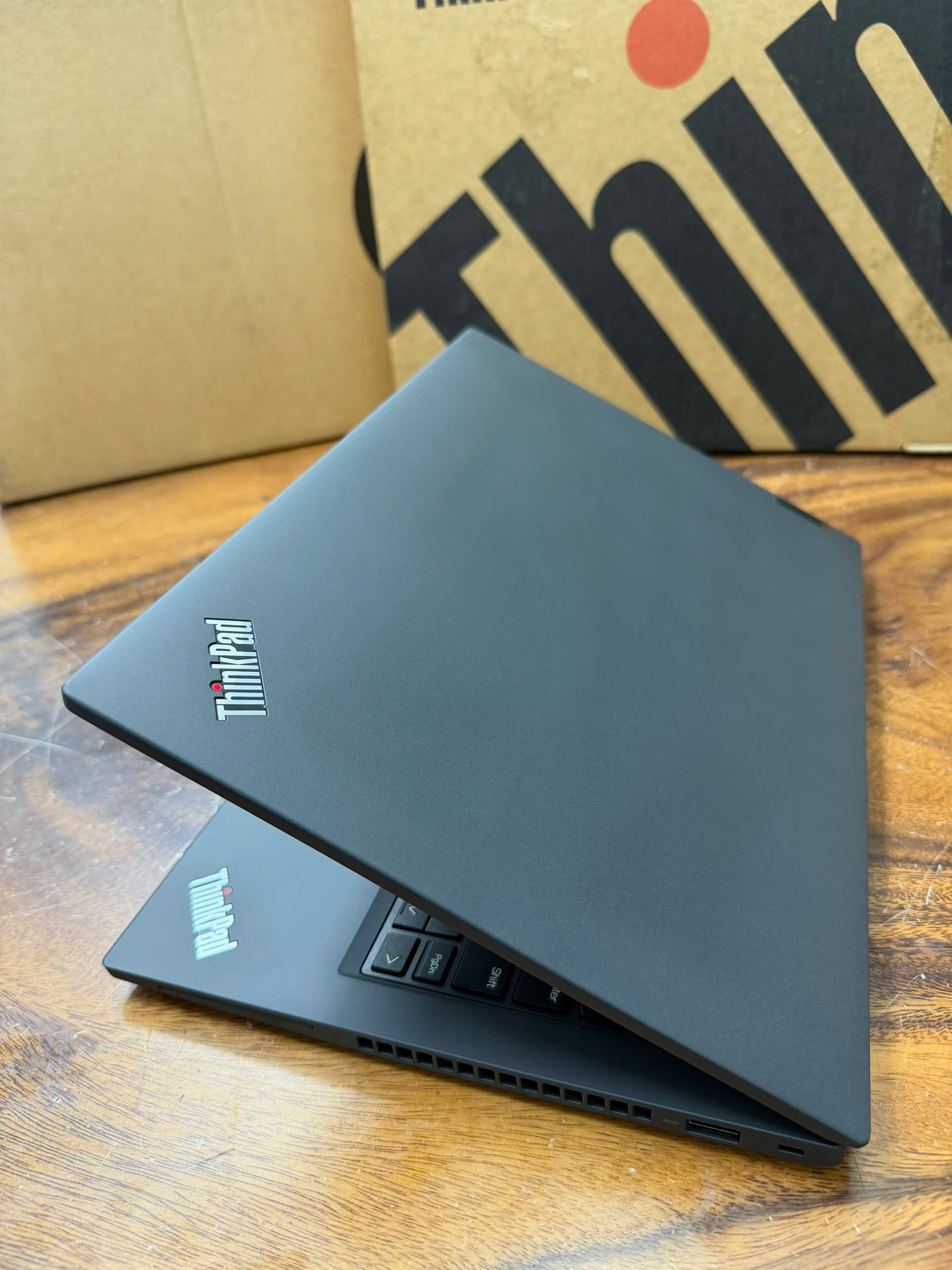 Thinkpad P14s Gen 4 I7 3