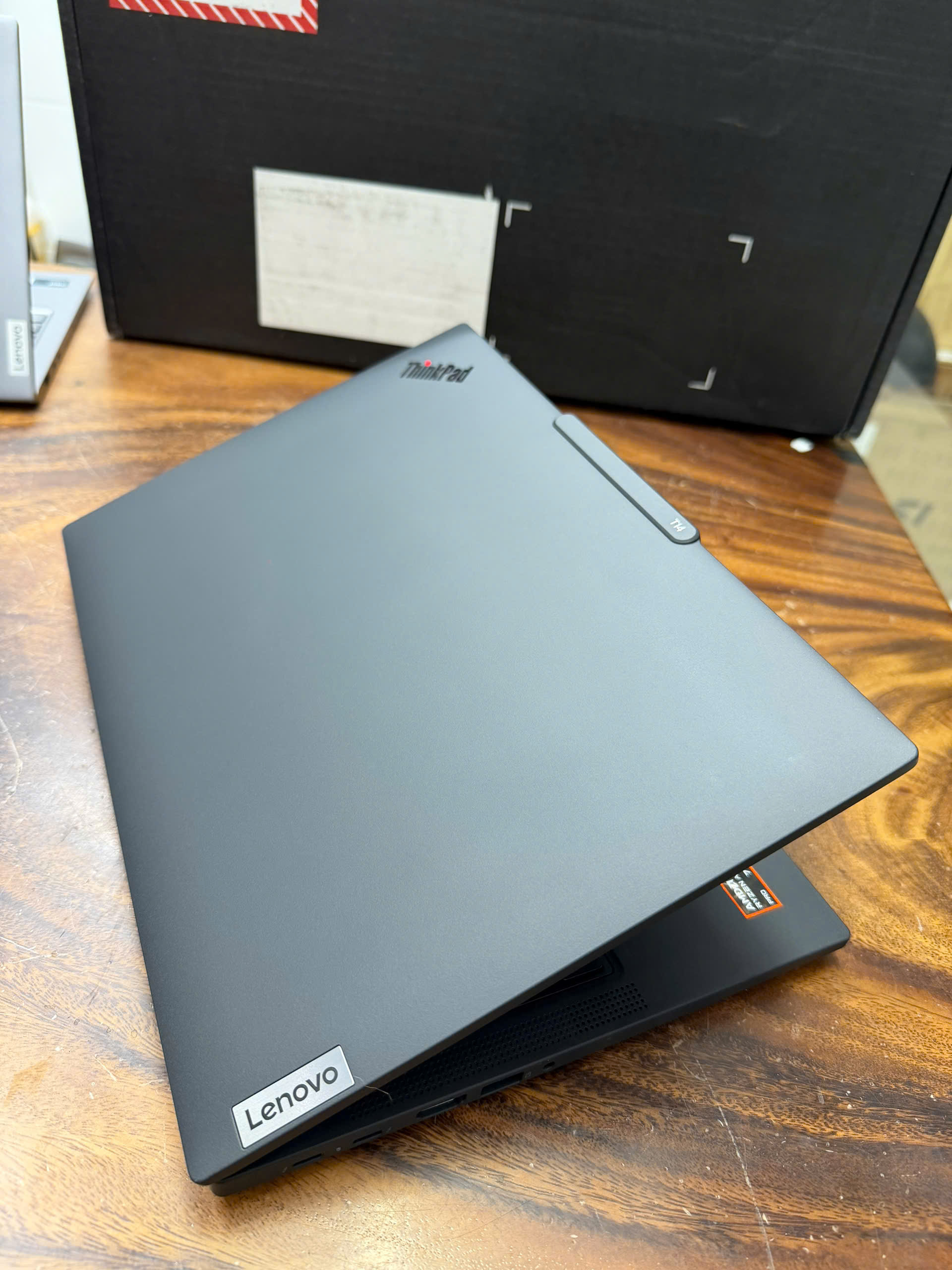Thinkpad T14 Gen 6 Amd 2