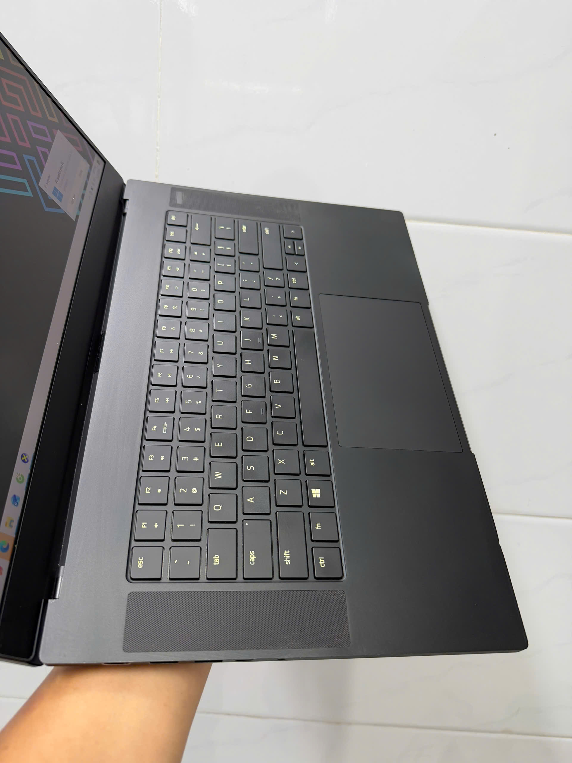 Razer Blade 15 Ad 4
