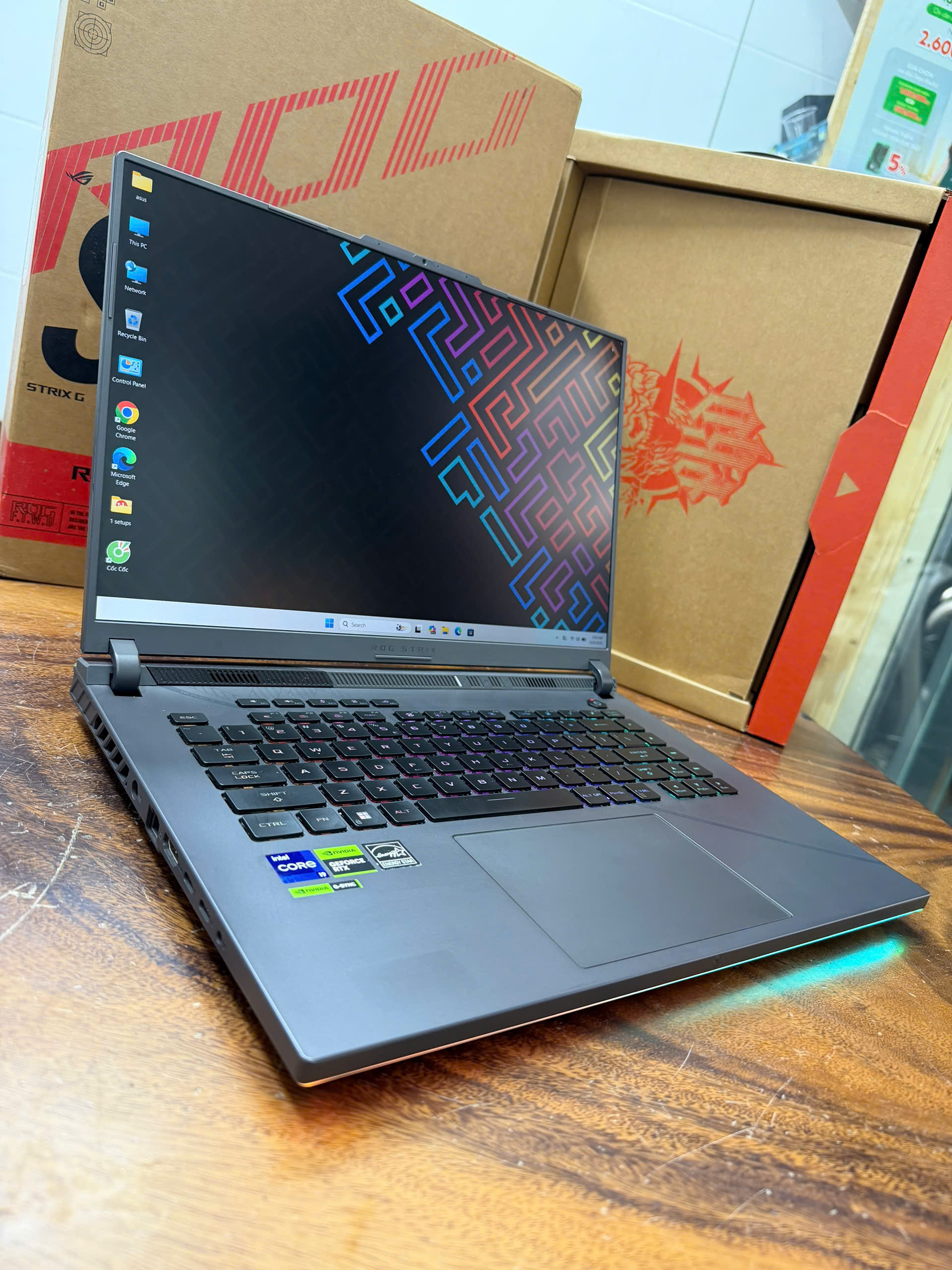 Asus Rog Strix G16 G614j 12