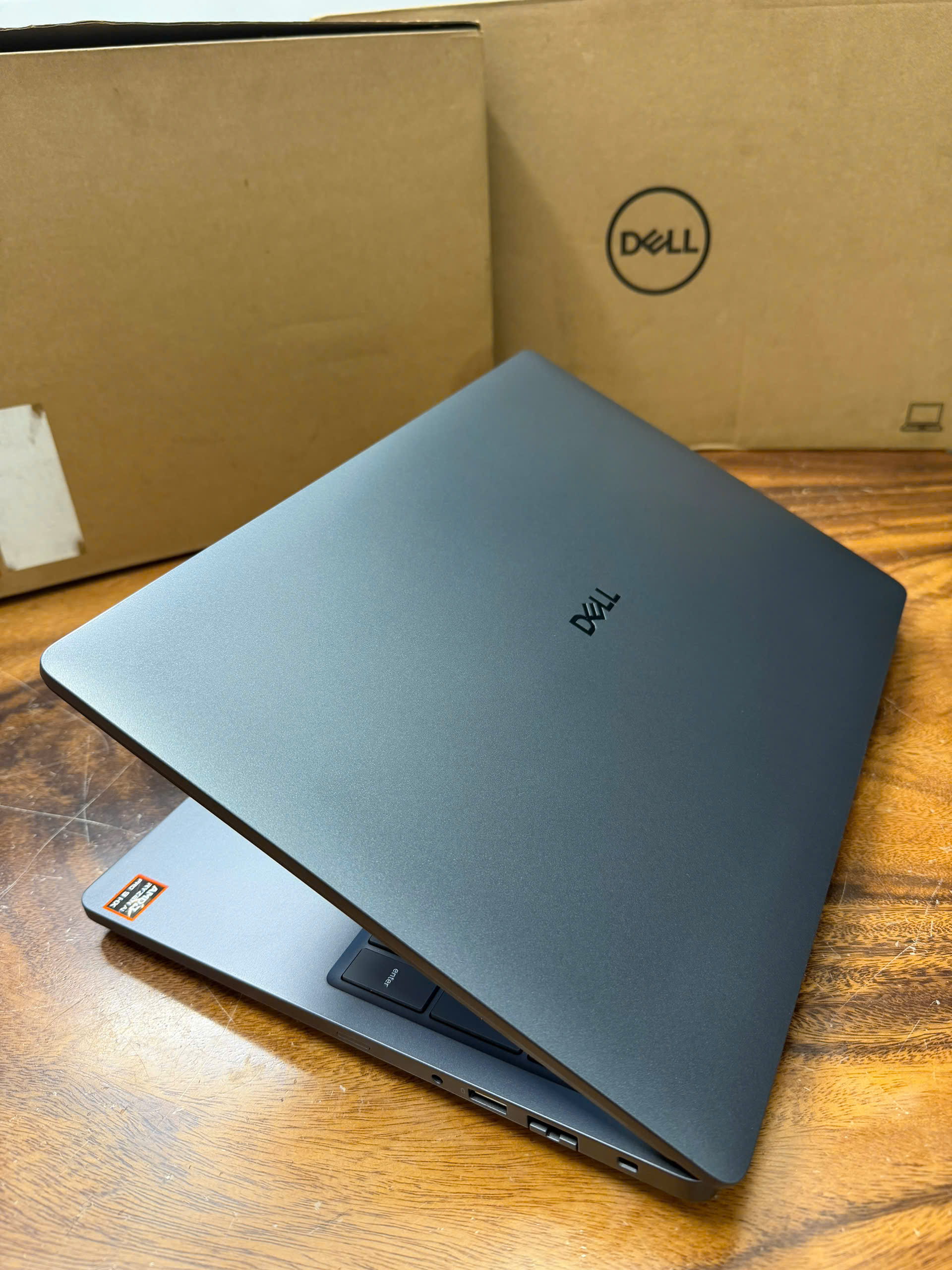 Dell Pro Max 16 Mc16250 Ryzen Ai 9 6